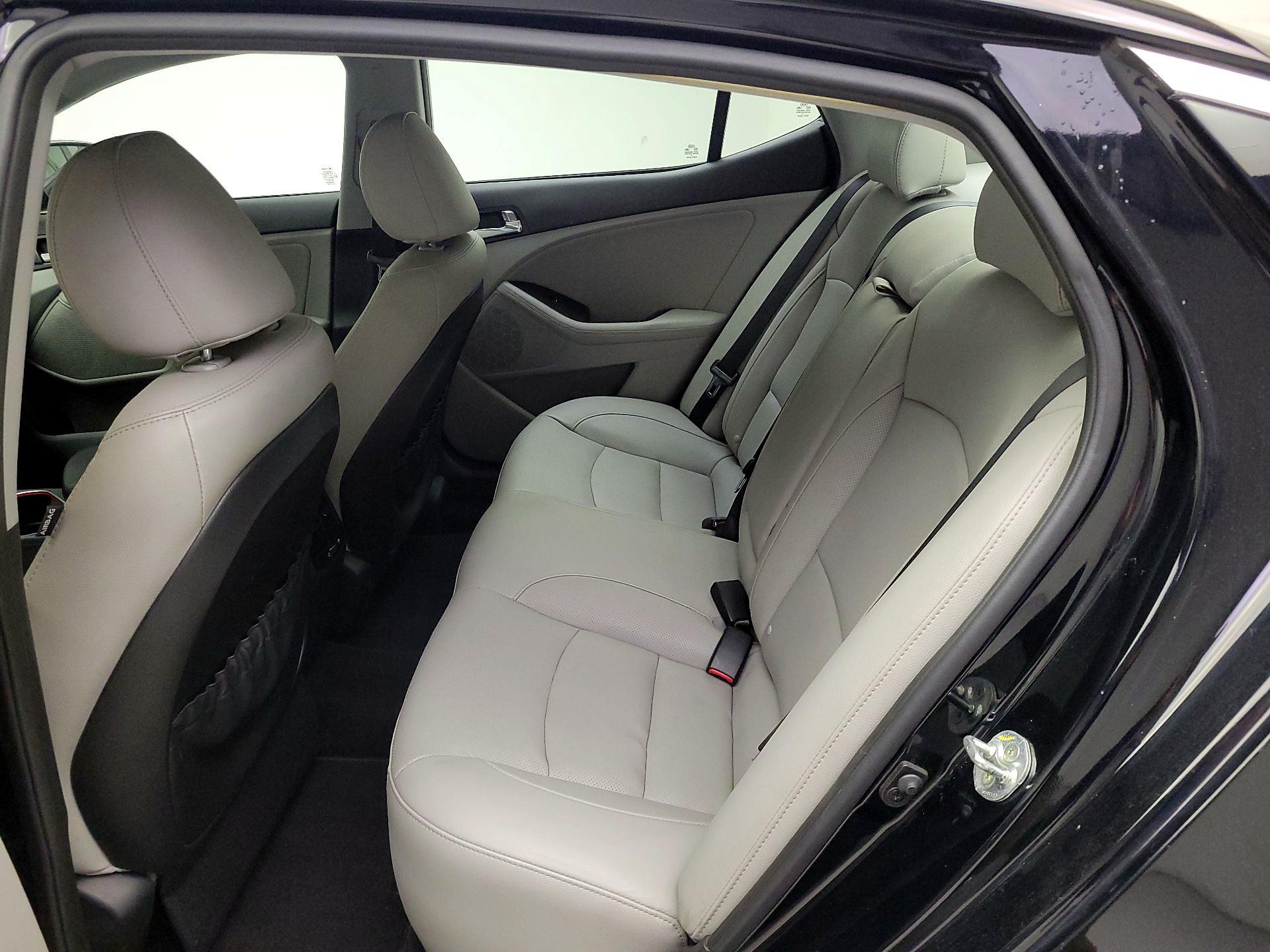 Thumbnail: 2015 Kia Optima - 18