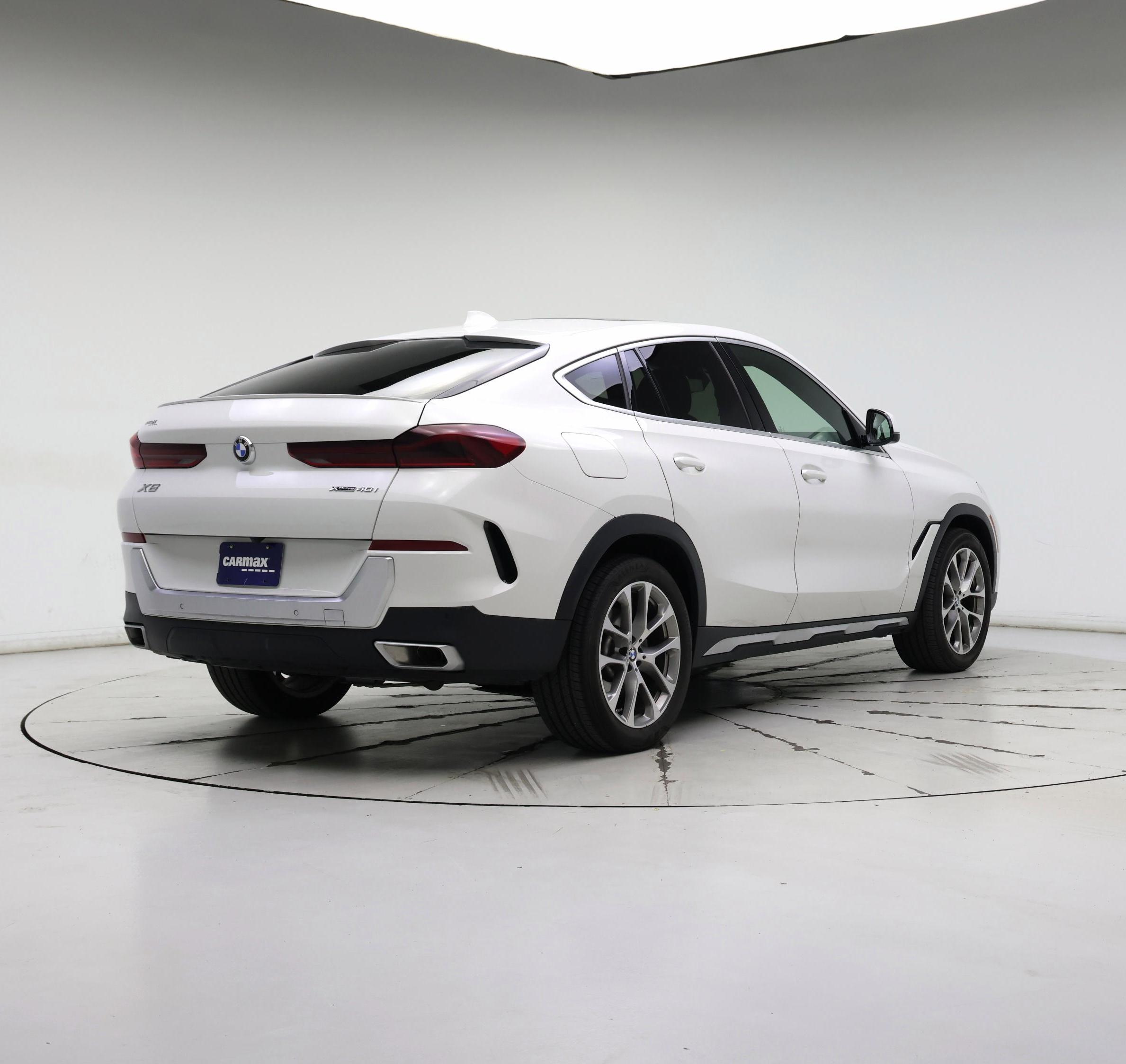Thumbnail: 2021 BMW X6 - 8