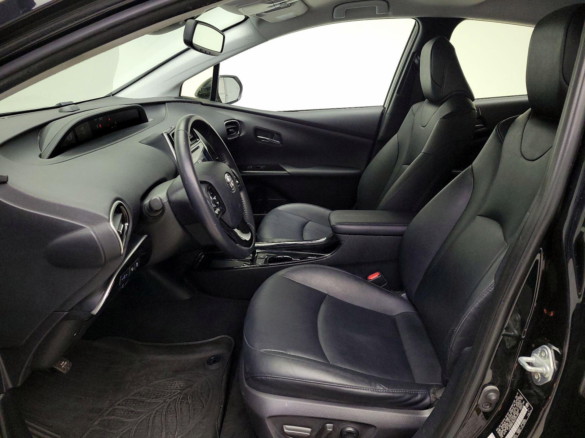 Thumbnail: 2019 Toyota Prius - 11