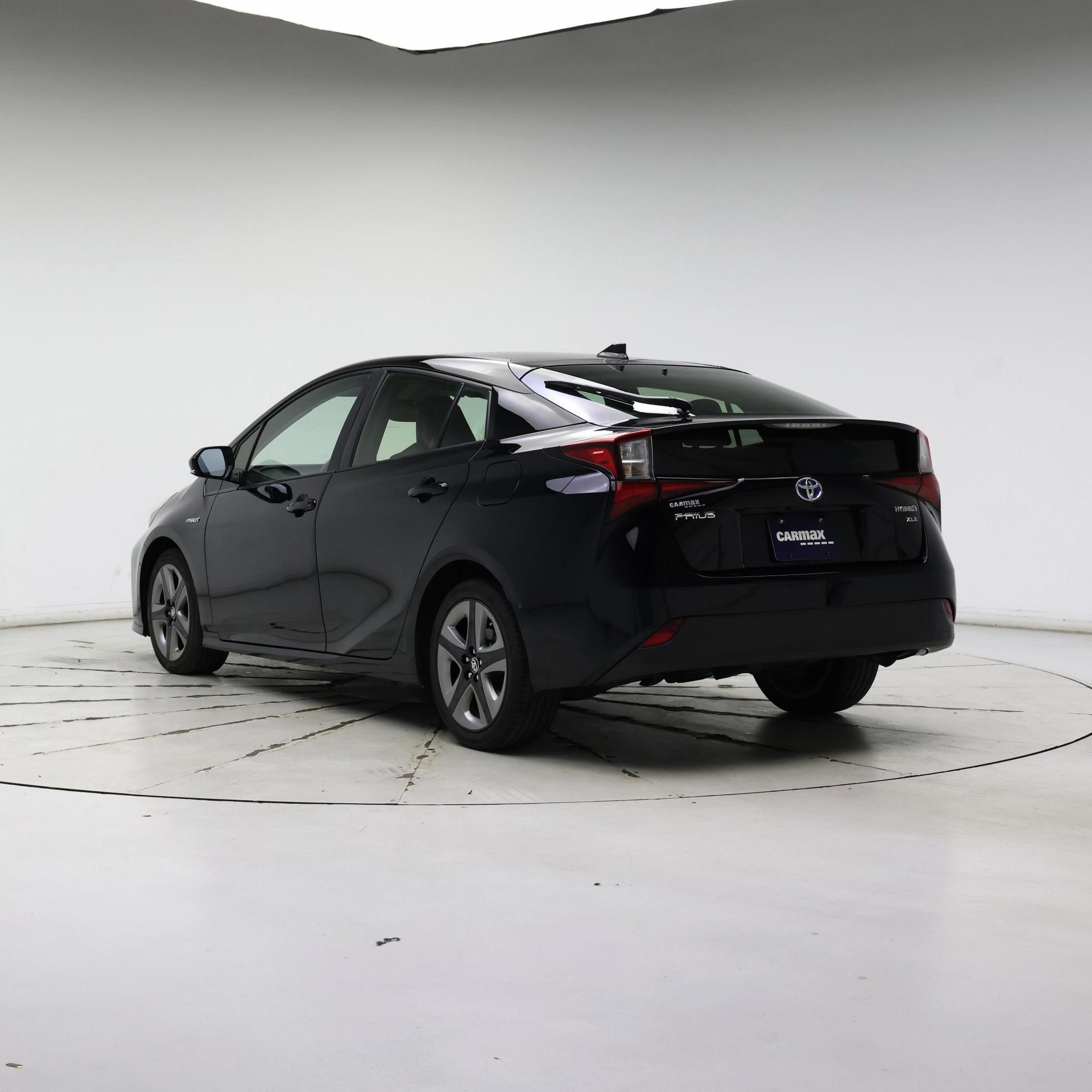 Thumbnail: 2019 Toyota Prius - 2
