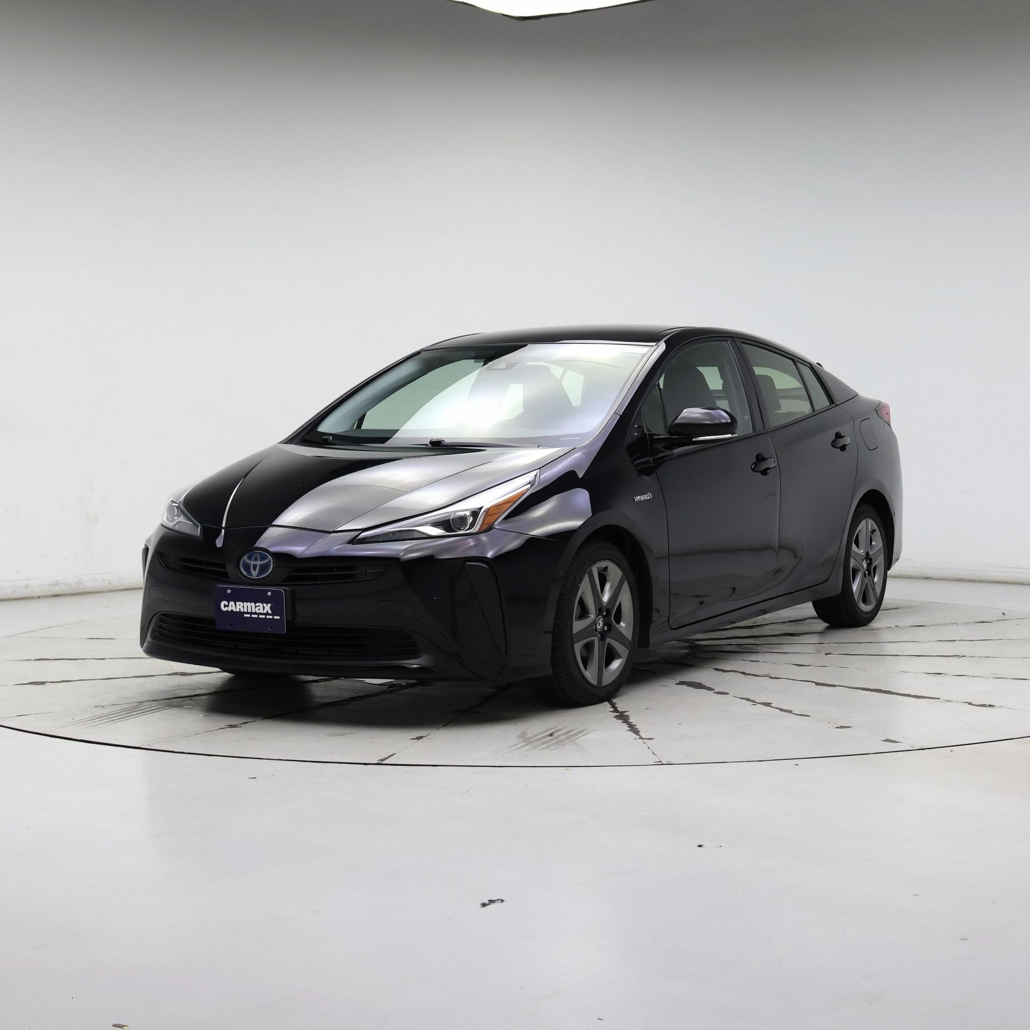 Thumbnail: 2019 Toyota Prius - 4