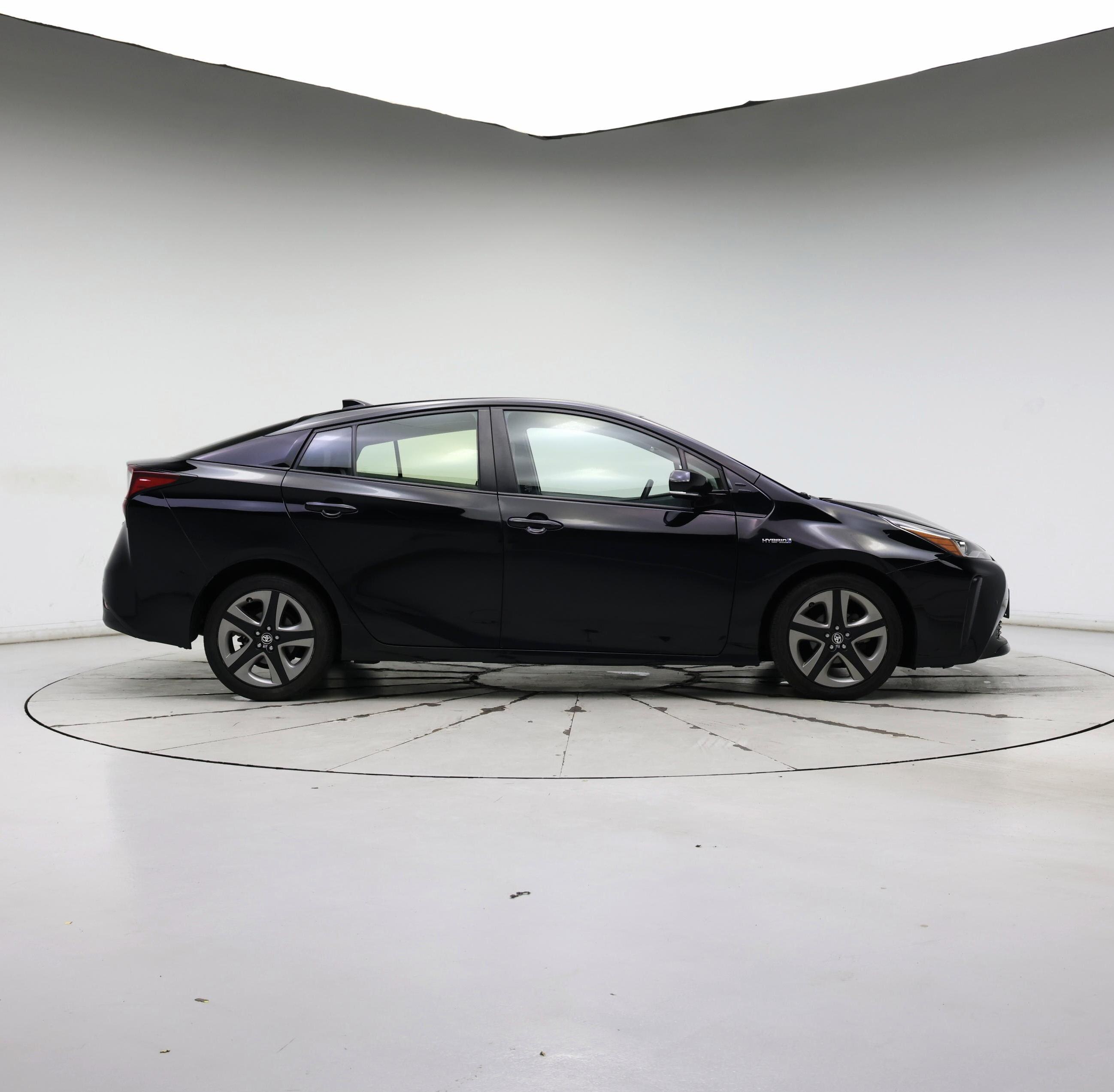 Thumbnail: 2019 Toyota Prius - 7
