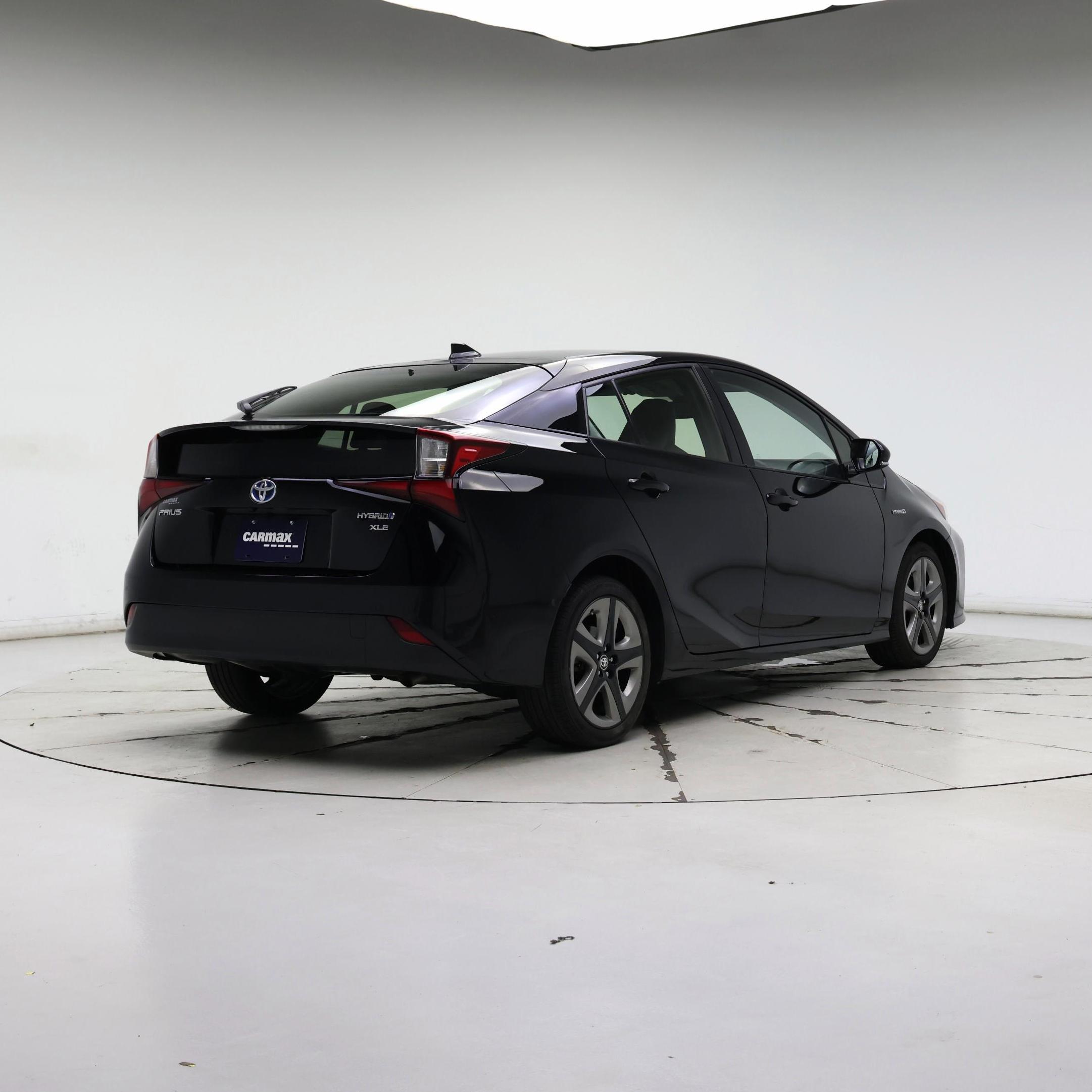 Thumbnail: 2019 Toyota Prius - 8