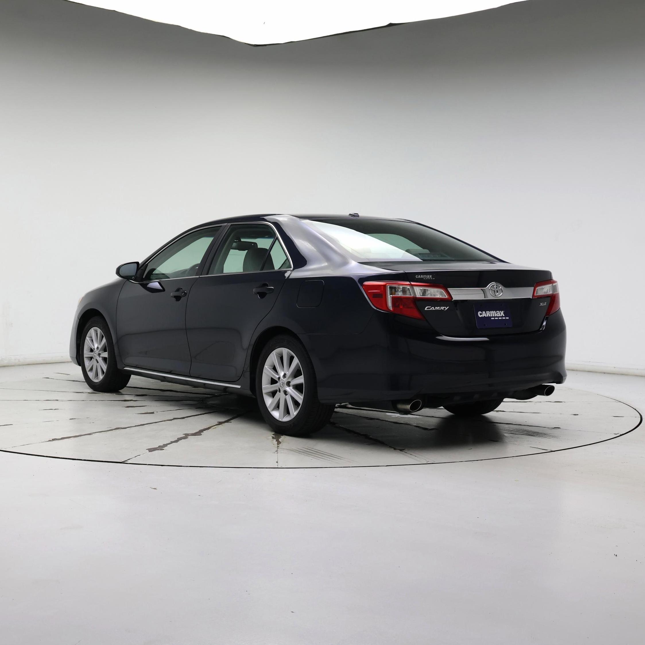Thumbnail: 2014 Toyota Camry - 2