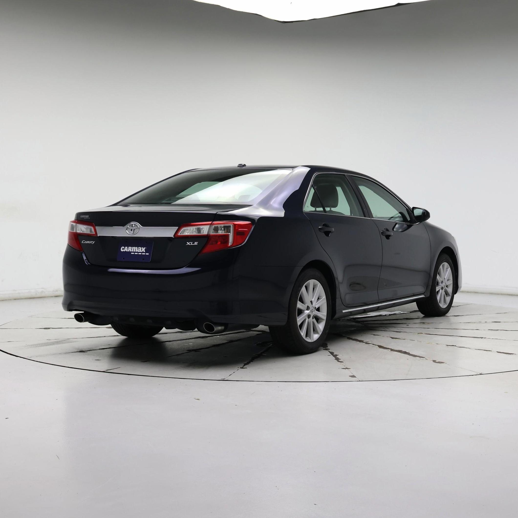 Thumbnail: 2014 Toyota Camry - 8