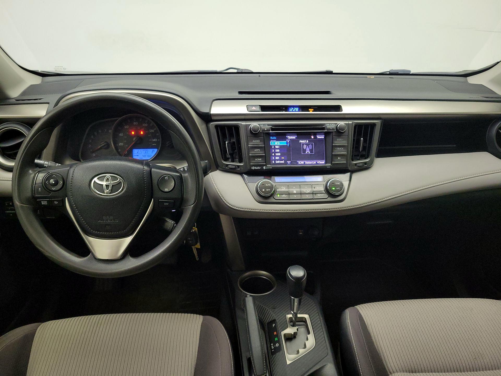 Thumbnail: 2014 Toyota RAV4 - 9