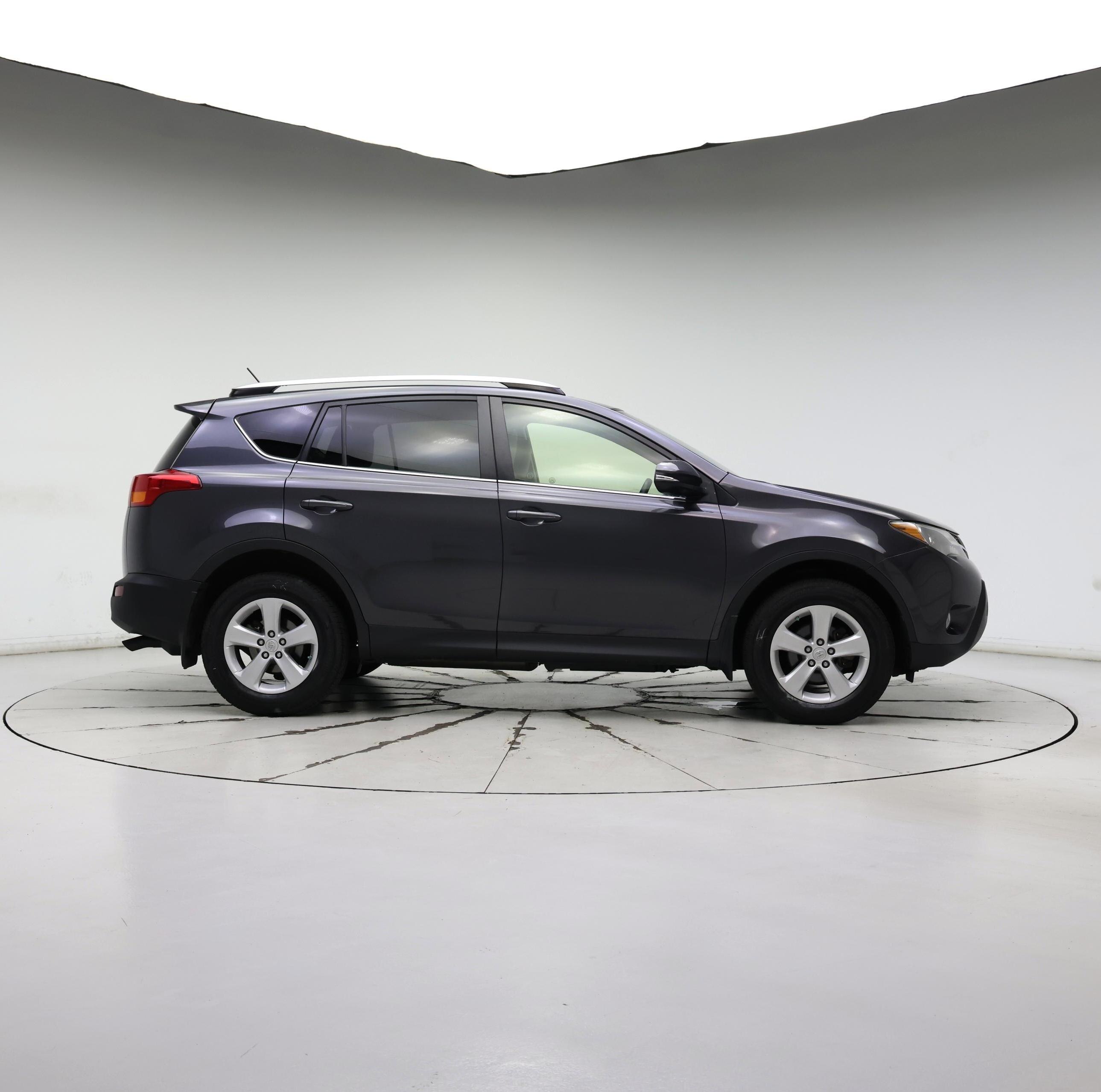 Thumbnail: 2014 Toyota RAV4 - 7