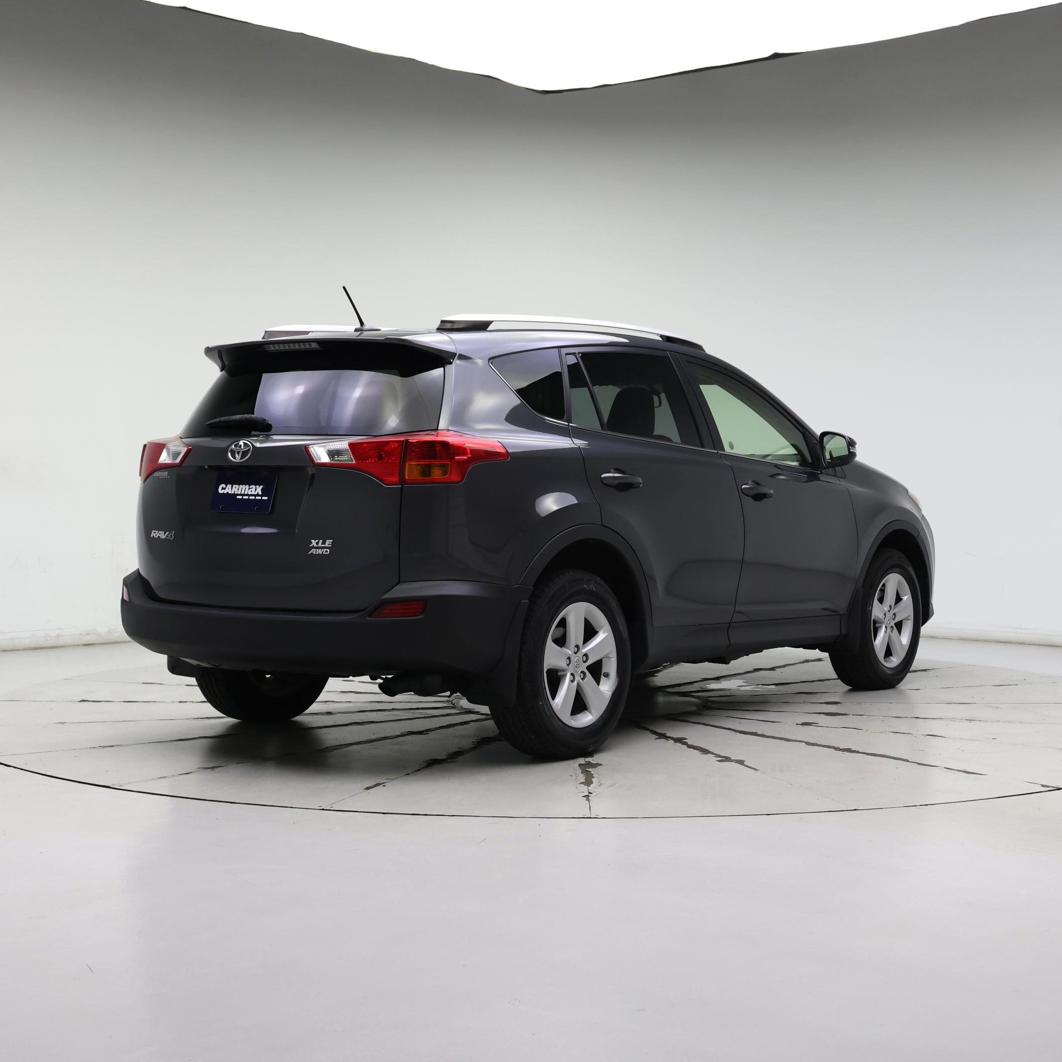 Thumbnail: 2014 Toyota RAV4 - 8