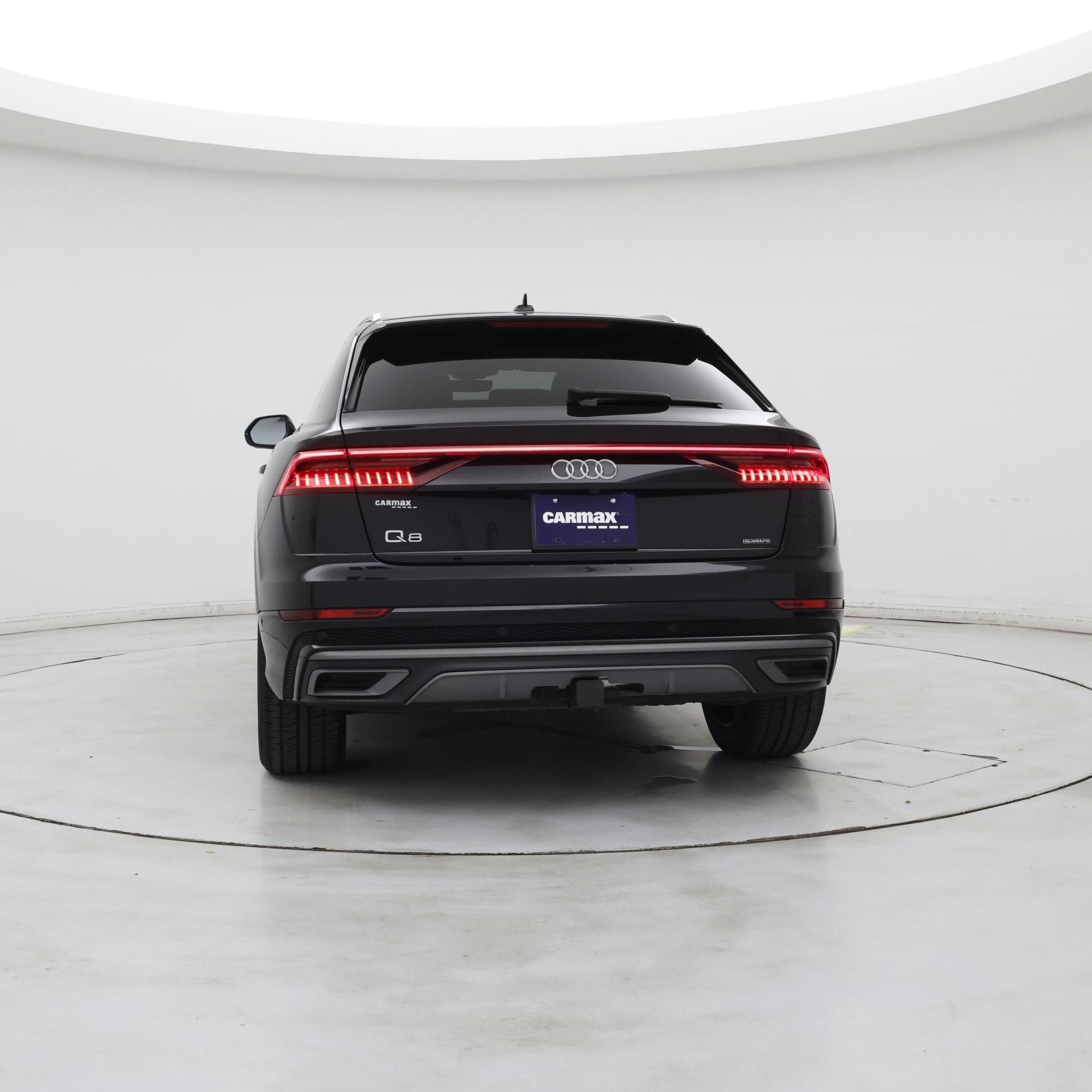 Thumbnail: 2021 Audi Q8 - 6