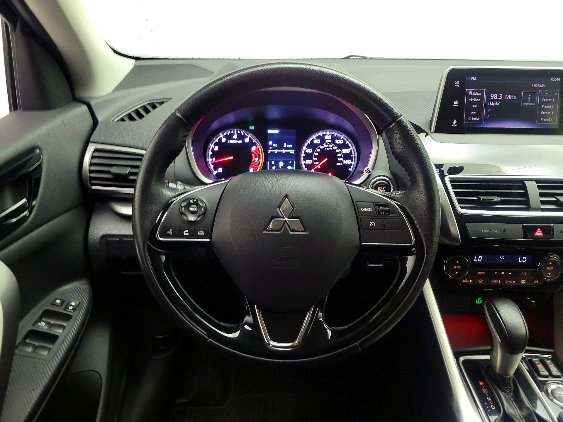 Thumbnail: 2018 Mitsubishi Eclipse Cross - 10