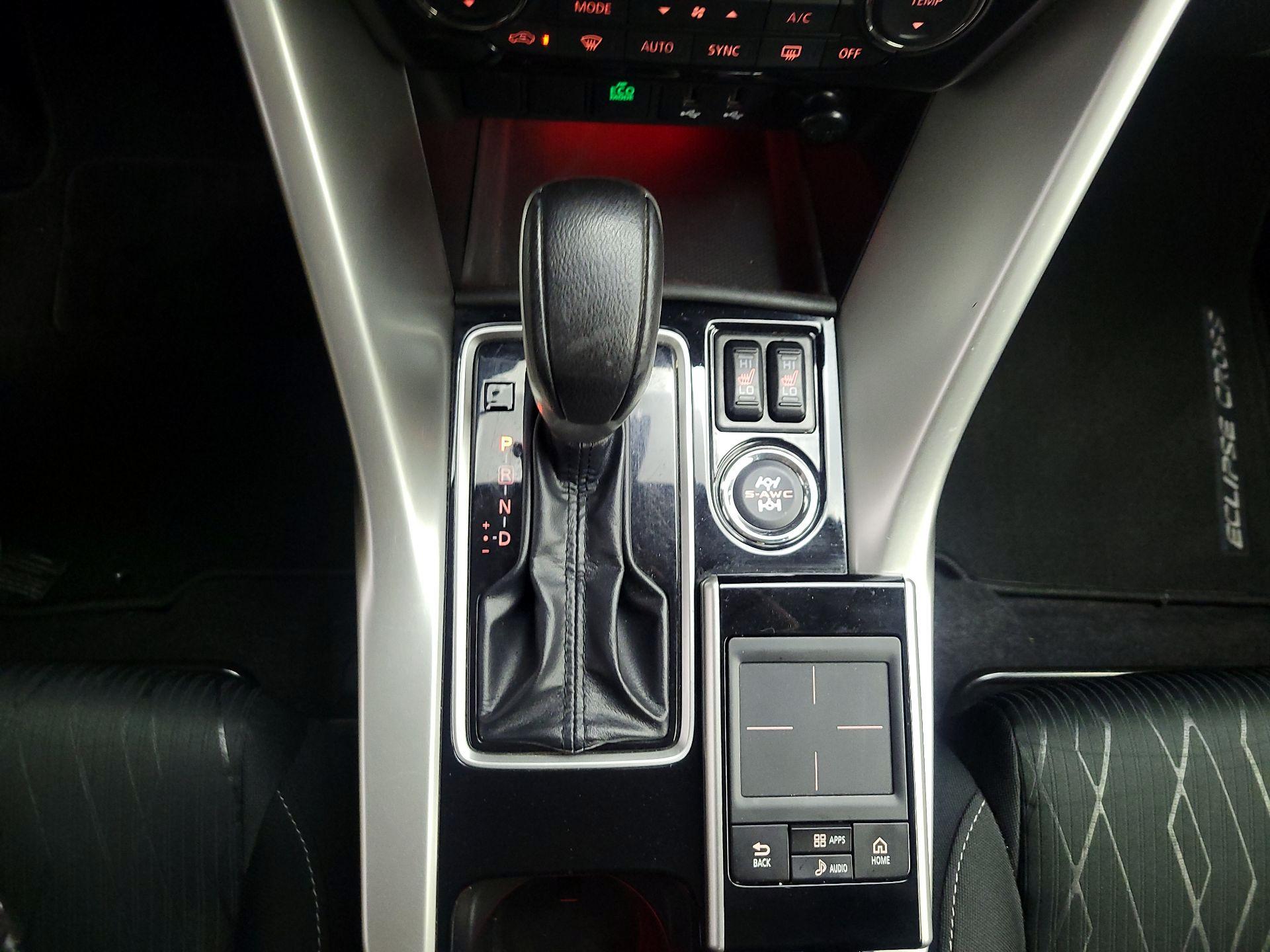 Thumbnail: 2018 Mitsubishi Eclipse Cross - 17
