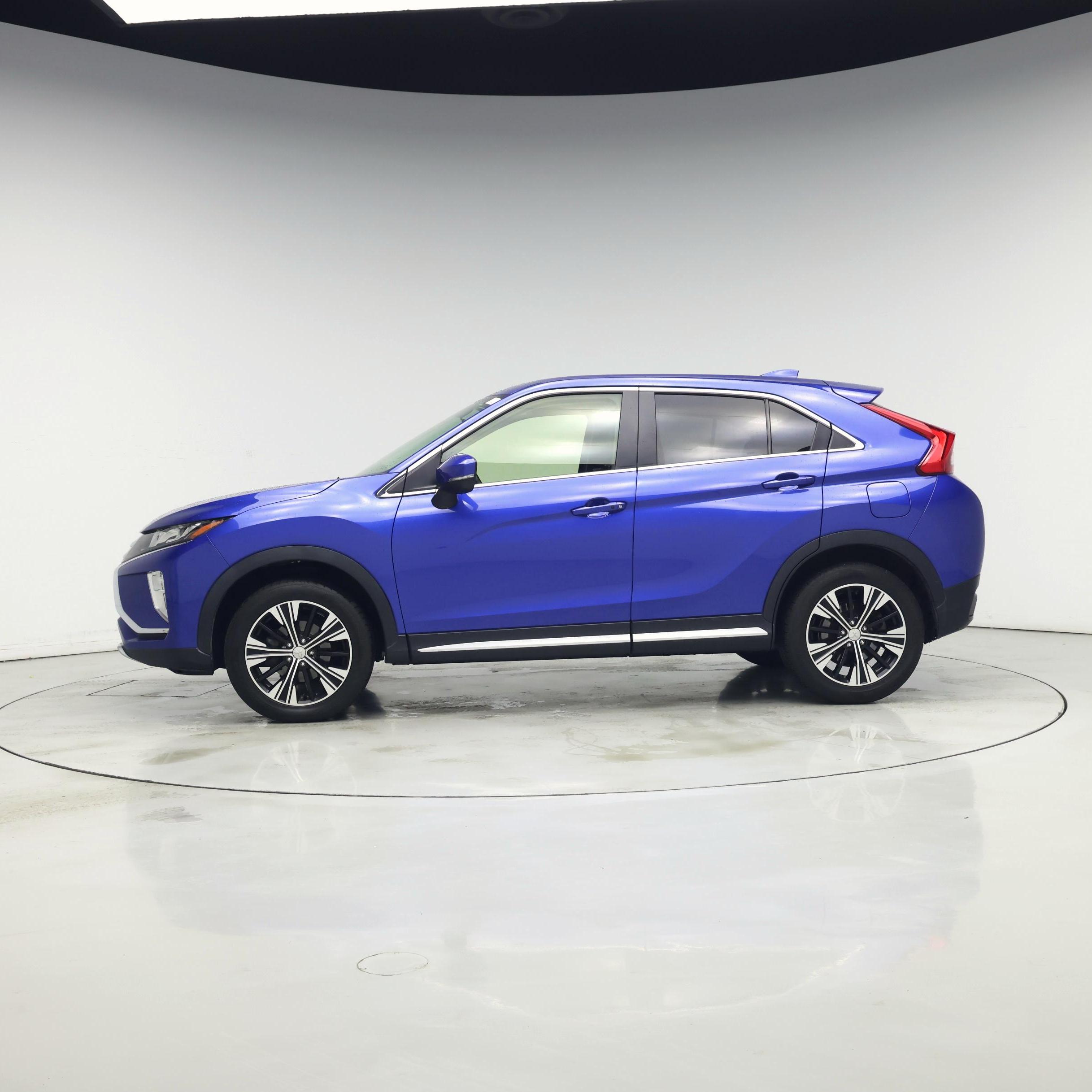 Thumbnail: 2018 Mitsubishi Eclipse Cross - 3