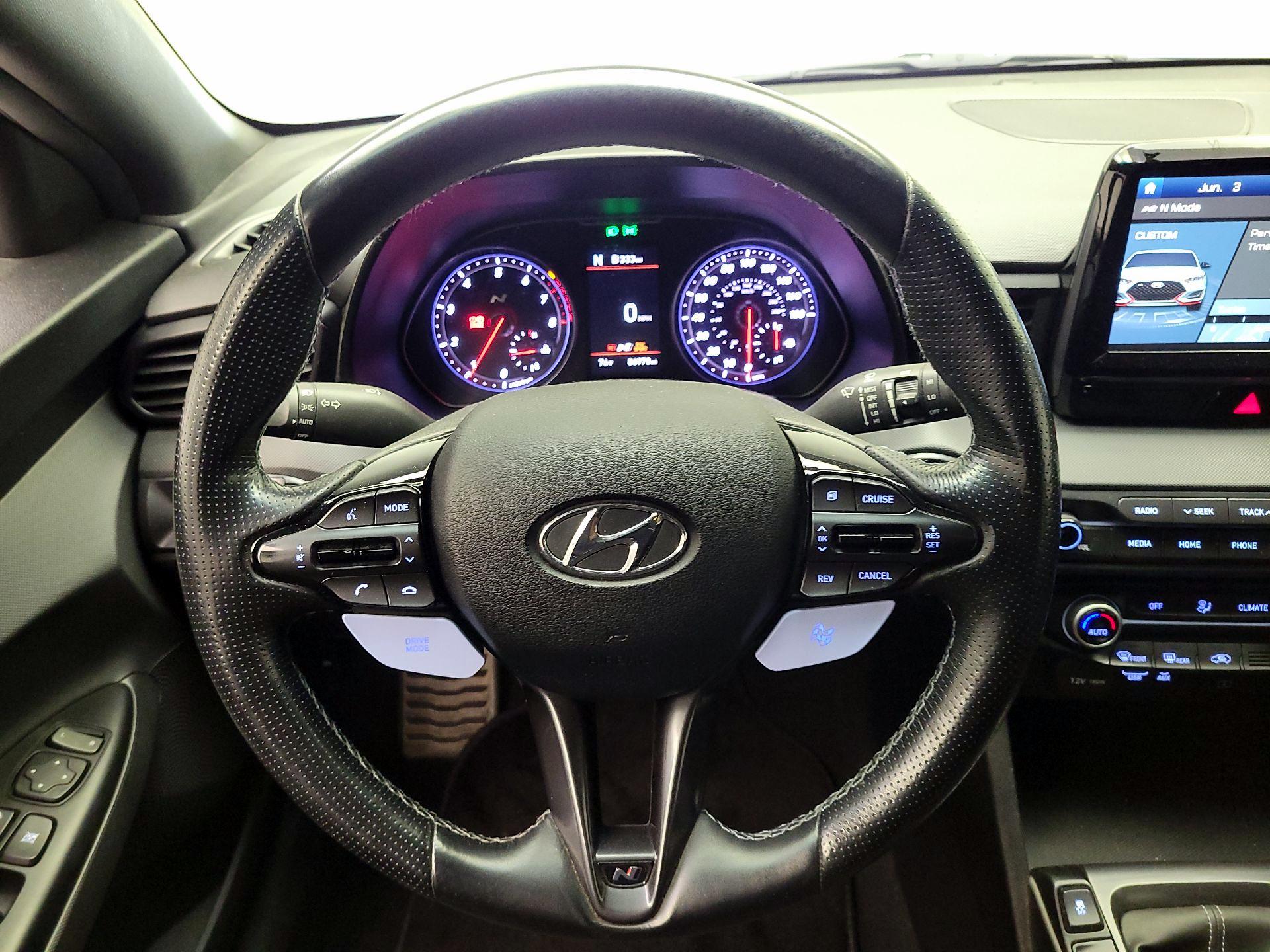 Thumbnail: 2020 Hyundai Veloster - 10