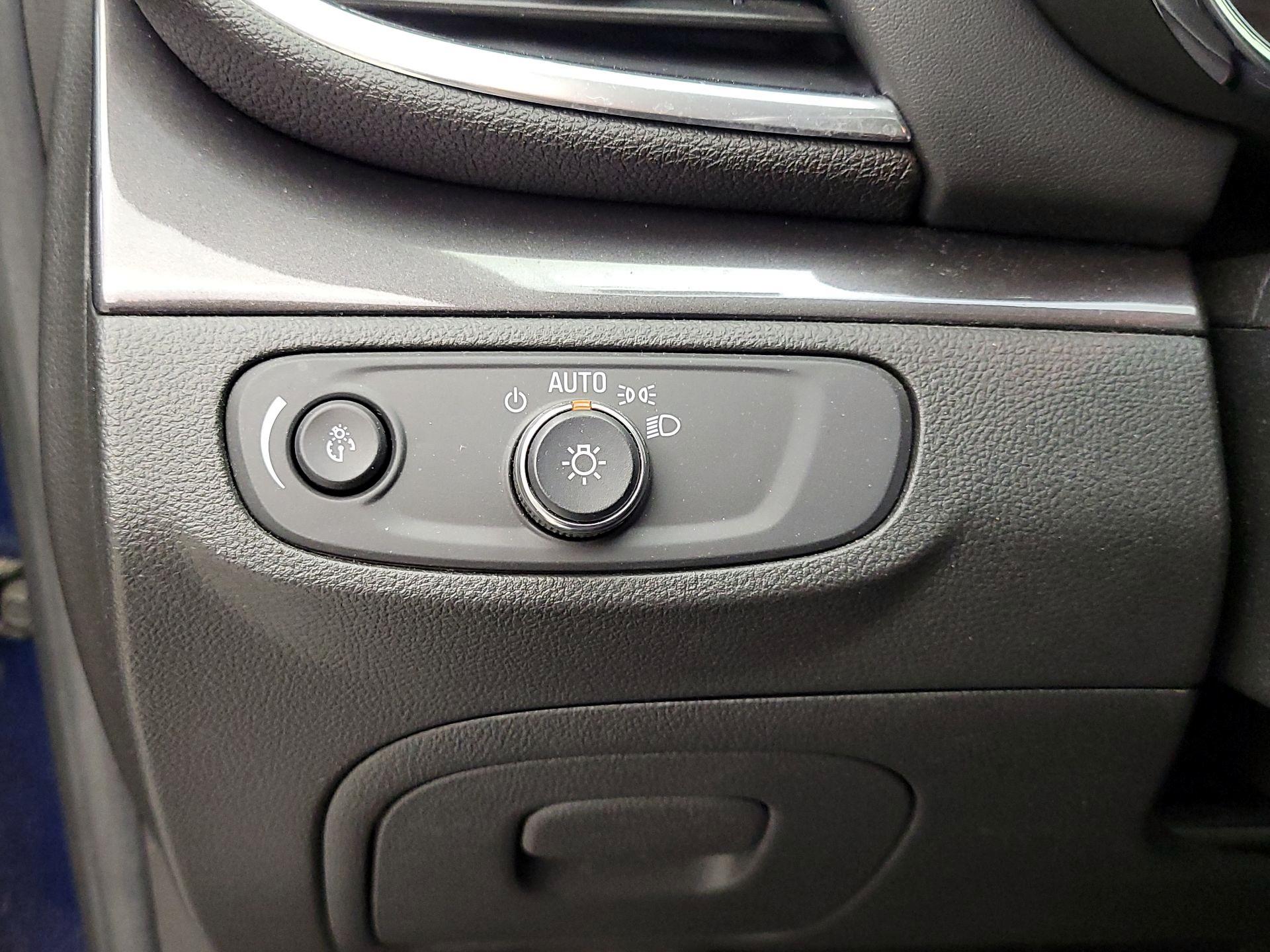 Thumbnail: 2019 Buick Encore - 13