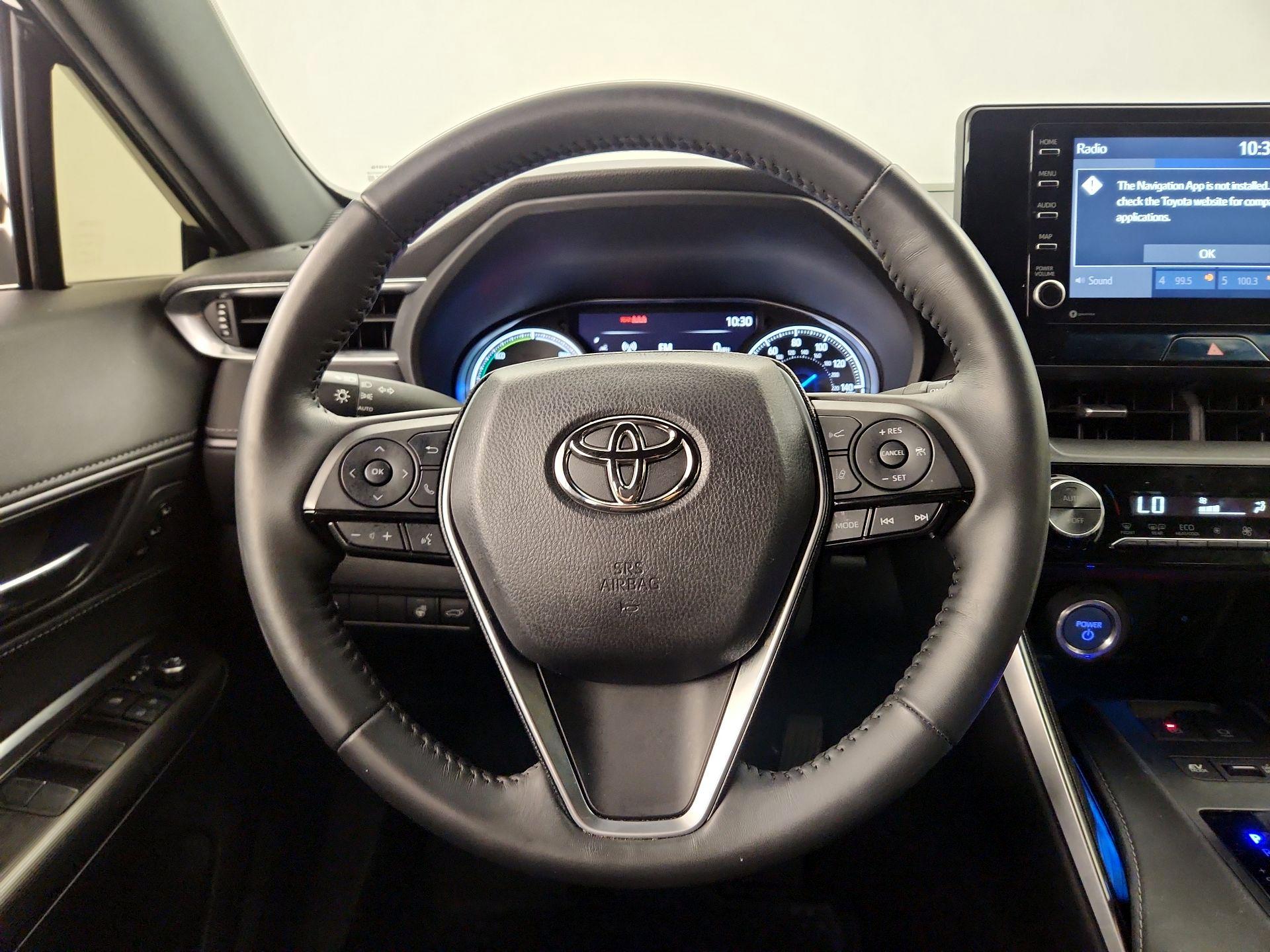 Thumbnail: 2021 Toyota Venza - 10