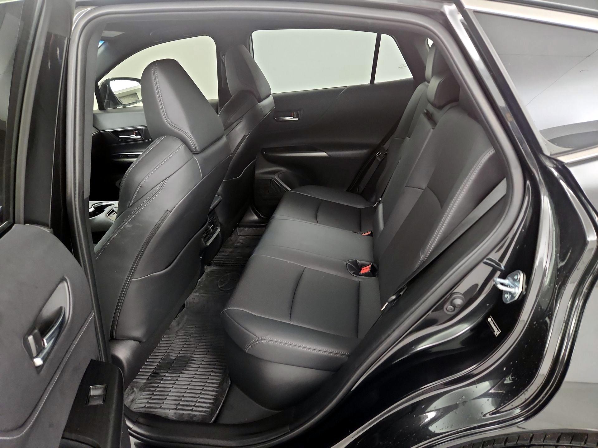 Thumbnail: 2021 Toyota Venza - 19