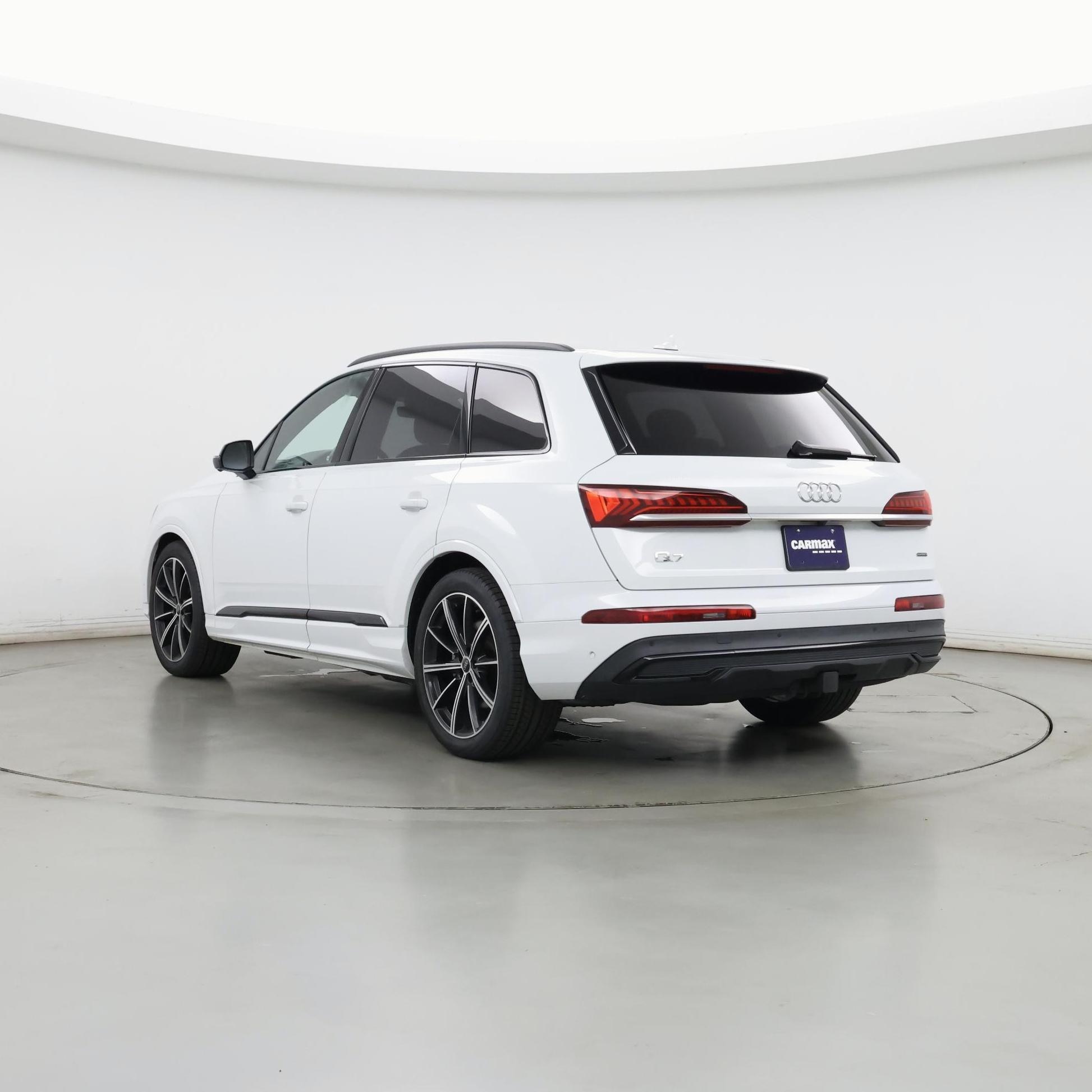 Thumbnail: 2021 Audi Q7 - 2