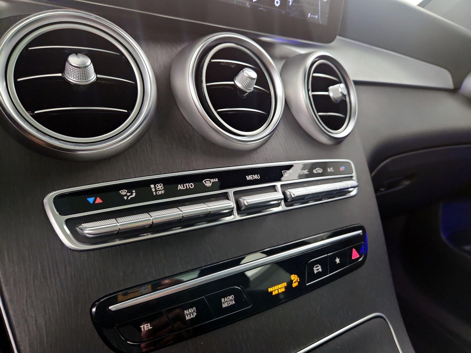 Thumbnail: 2021 Mercedes-Benz GLC - 17