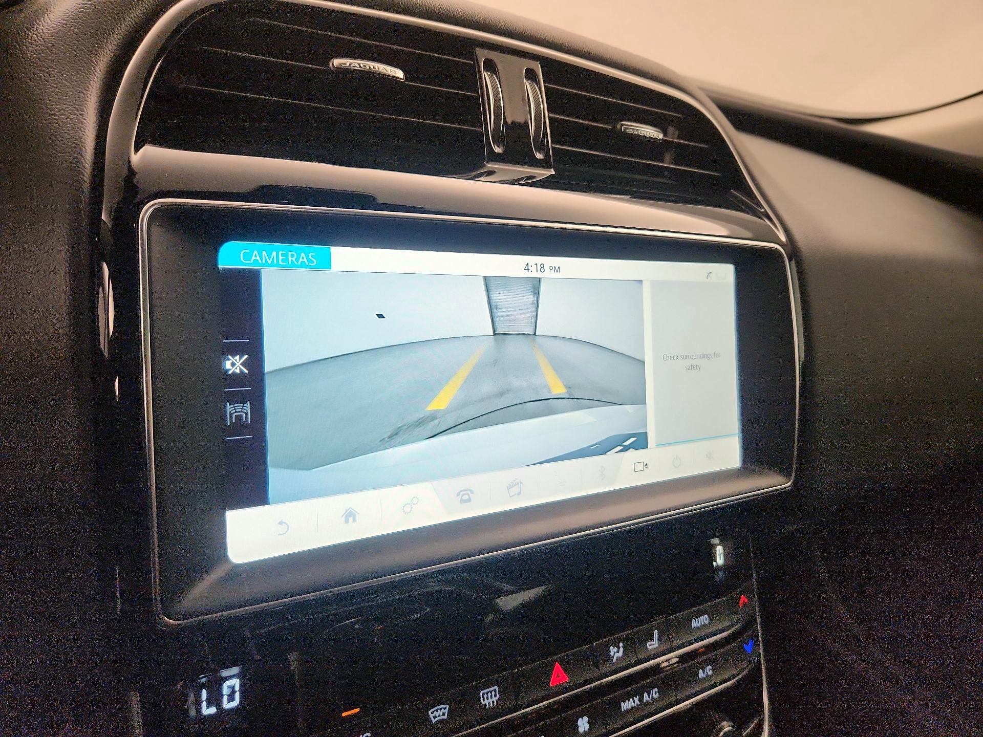 Thumbnail: 2019 Jaguar XE - 14