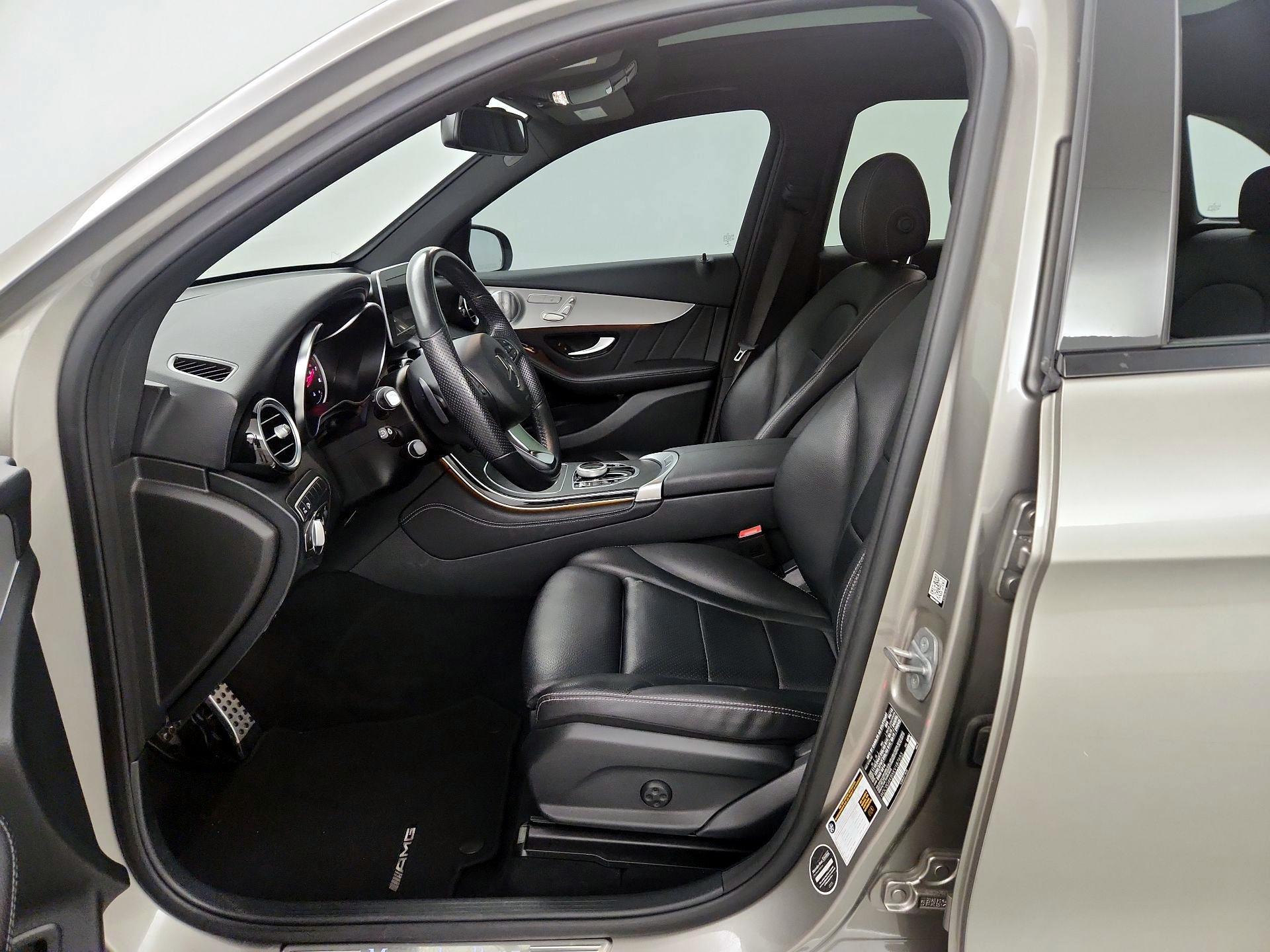 Thumbnail: 2019 Mercedes-Benz GLC - 11