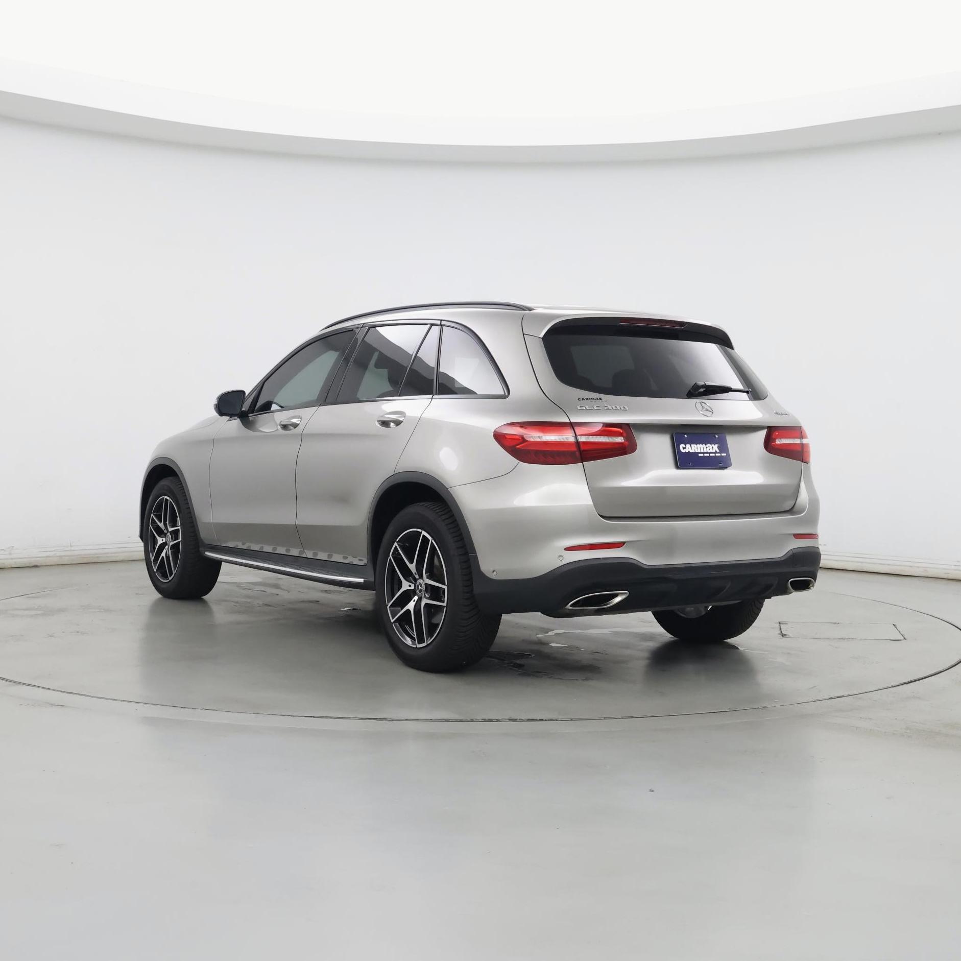 Thumbnail: 2019 Mercedes-Benz GLC - 2