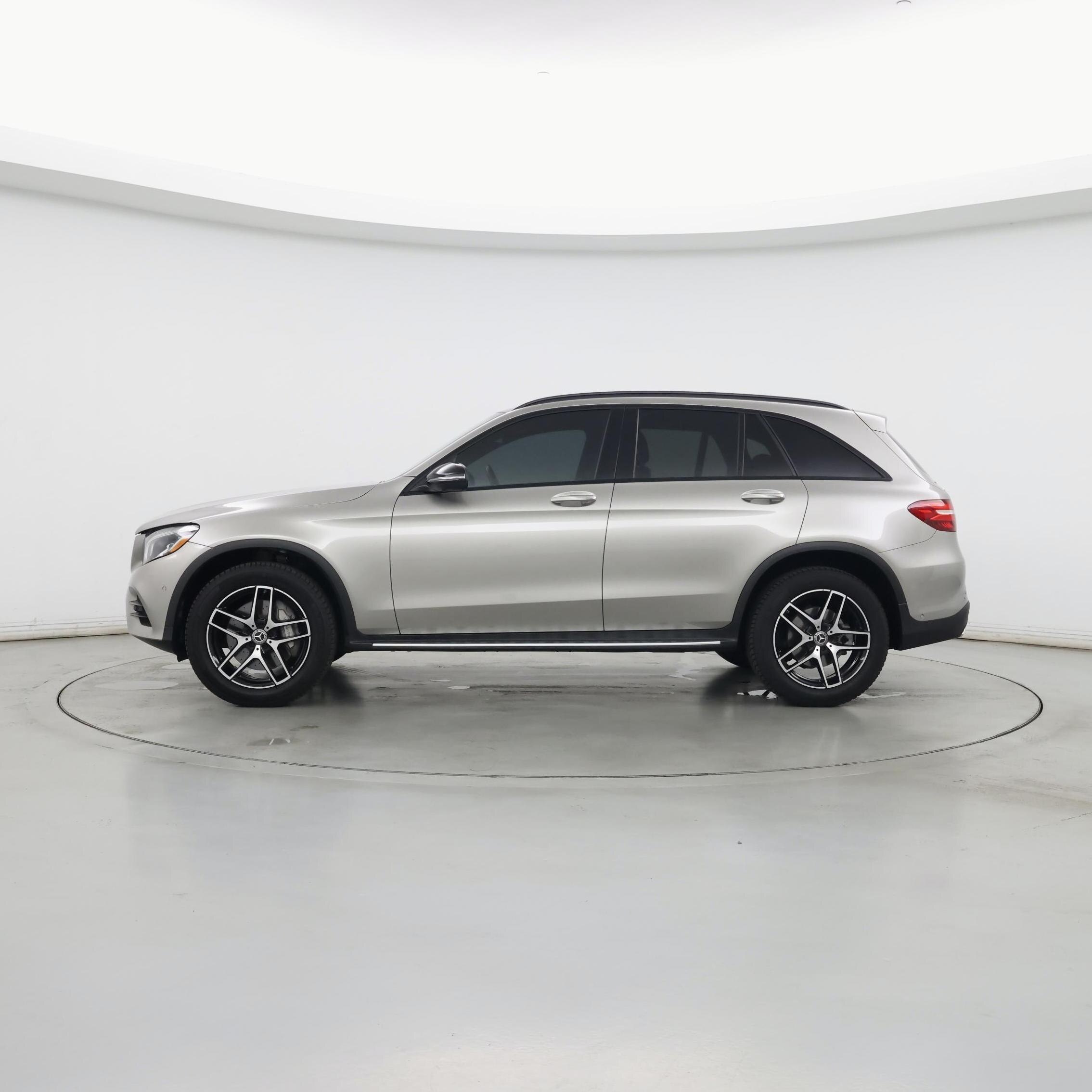 Thumbnail: 2019 Mercedes-Benz GLC - 3