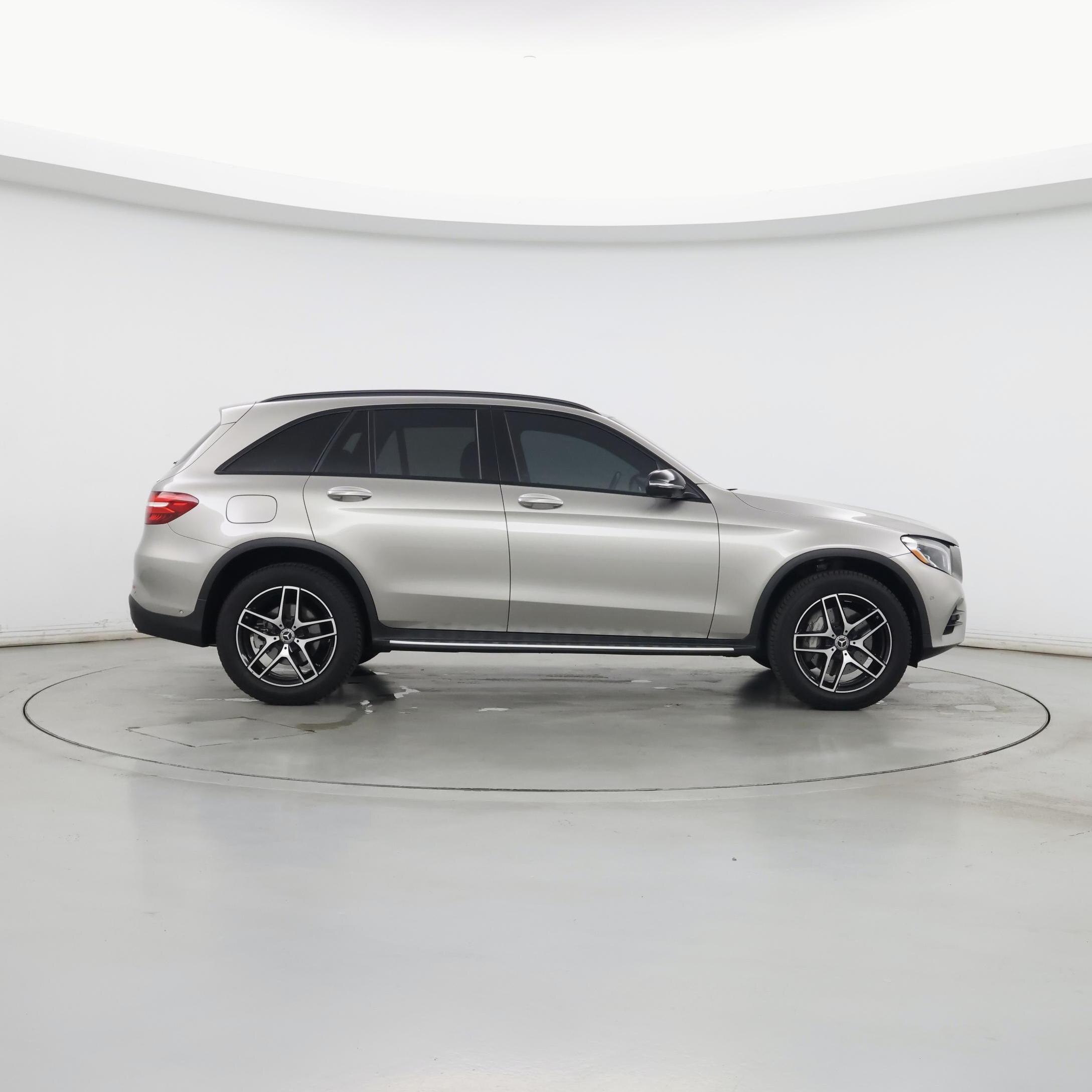 Thumbnail: 2019 Mercedes-Benz GLC - 7