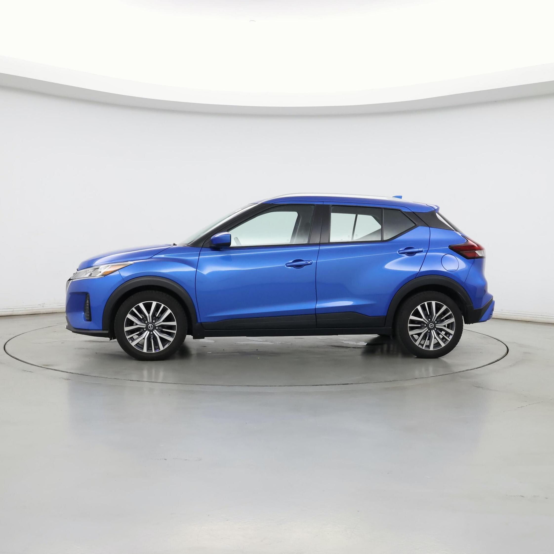 Thumbnail: 2021 Nissan Kicks - 3