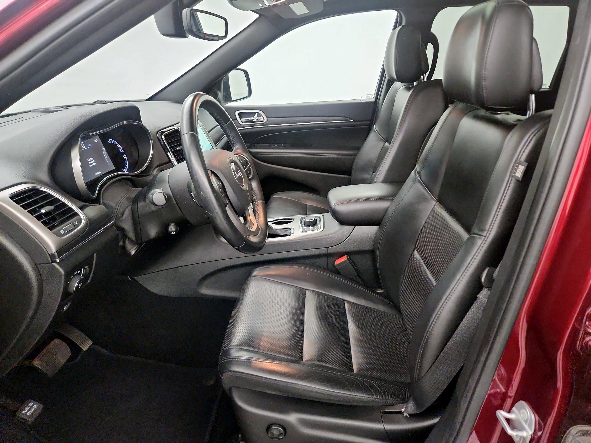 Thumbnail: 2019 Jeep Grand Cherokee - 11