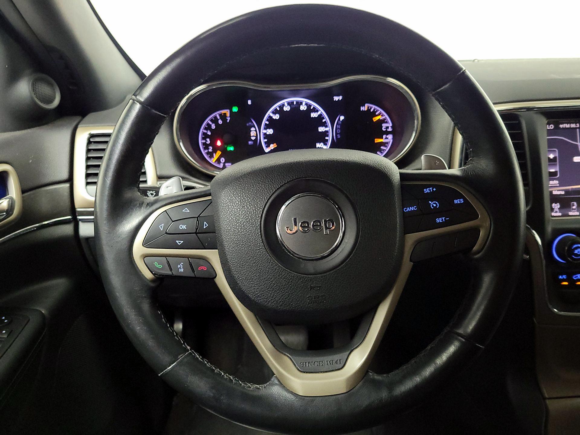 Thumbnail: 2015 Jeep Grand Cherokee - 10