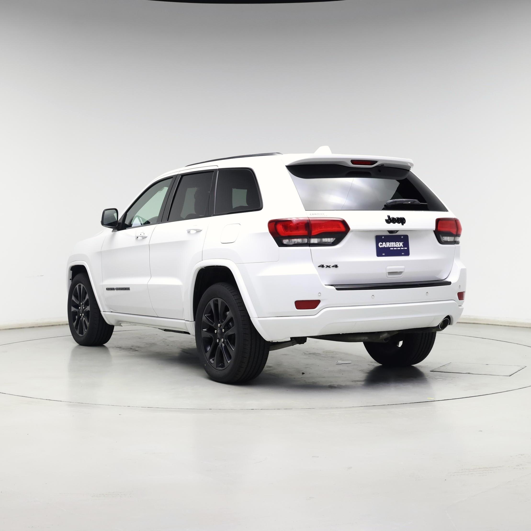 Thumbnail: 2018 Jeep Grand Cherokee - 2