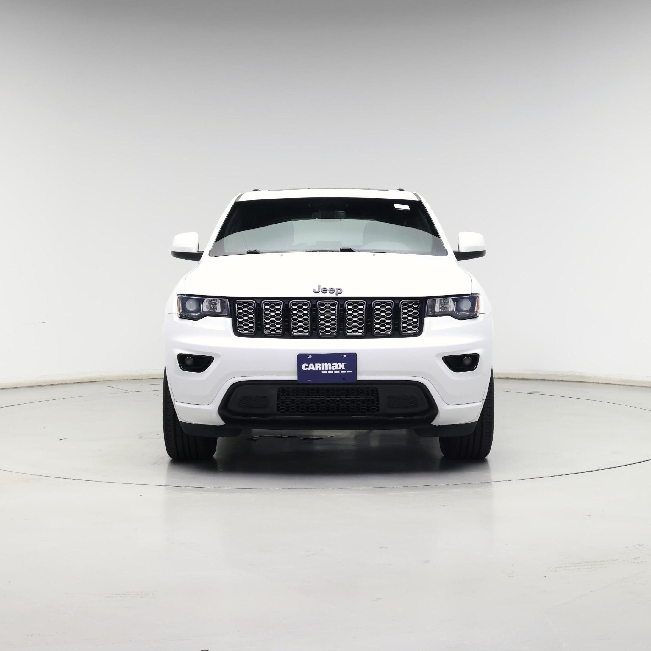 Thumbnail: 2018 Jeep Grand Cherokee - 5