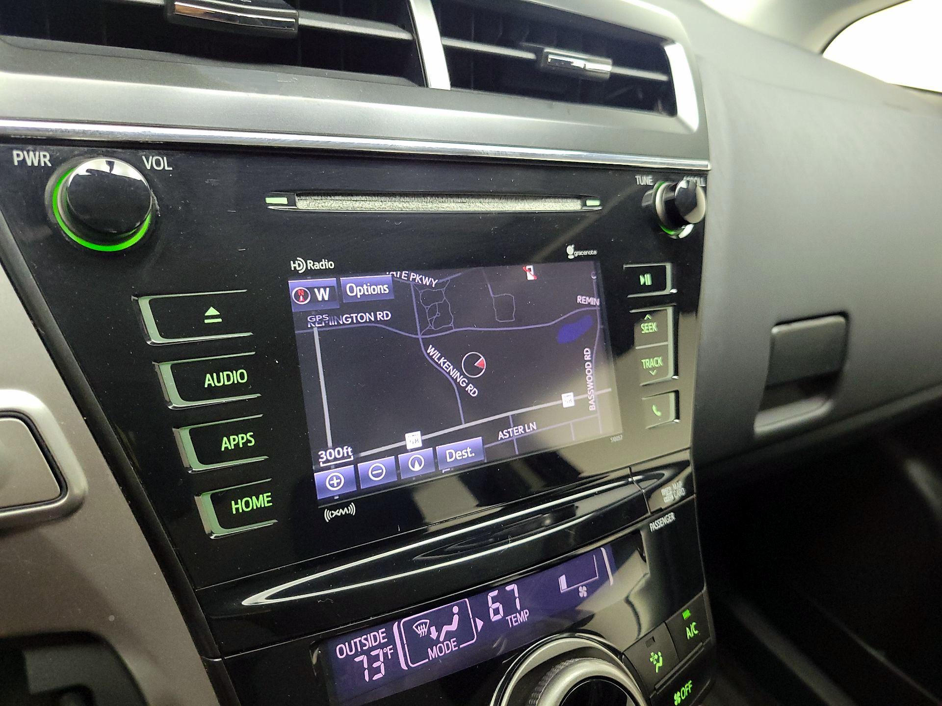 Thumbnail: 2016 Toyota Prius v - 14