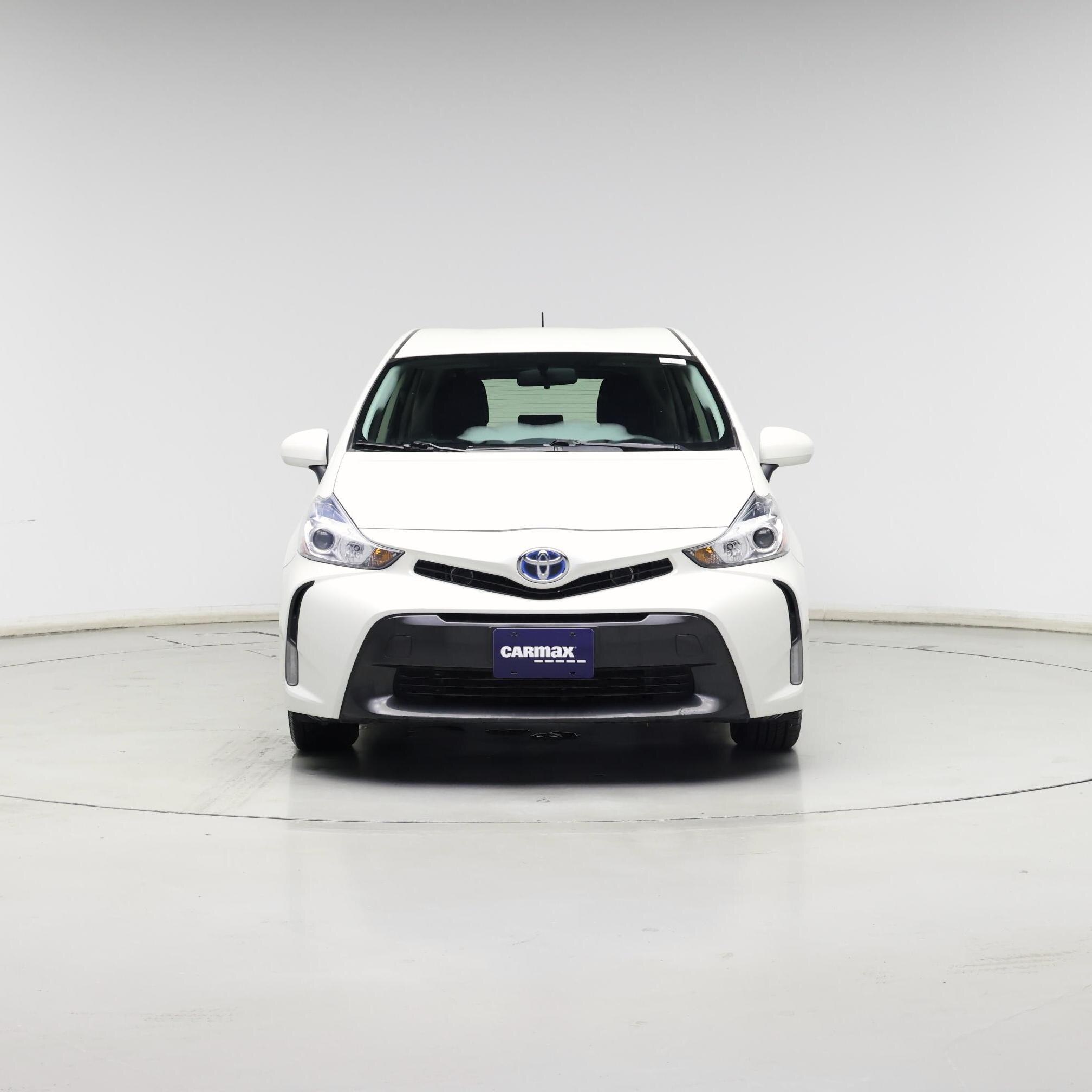 Thumbnail: 2016 Toyota Prius v - 5