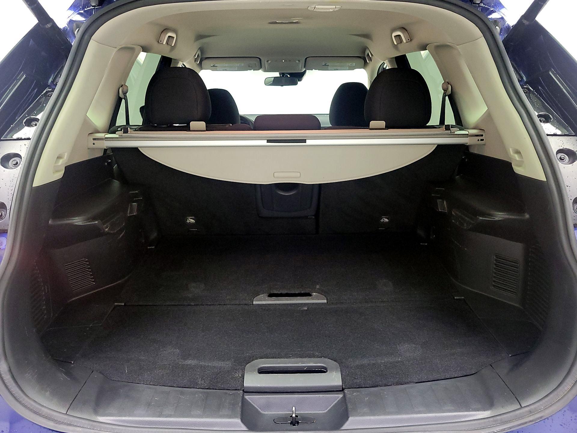Thumbnail: 2019 Nissan Rogue - 20