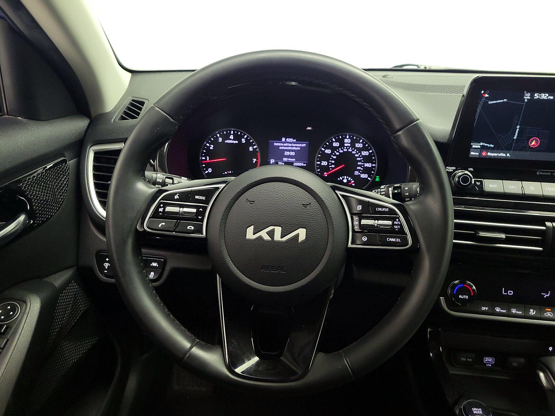 Thumbnail: 2022 Kia Seltos - 10