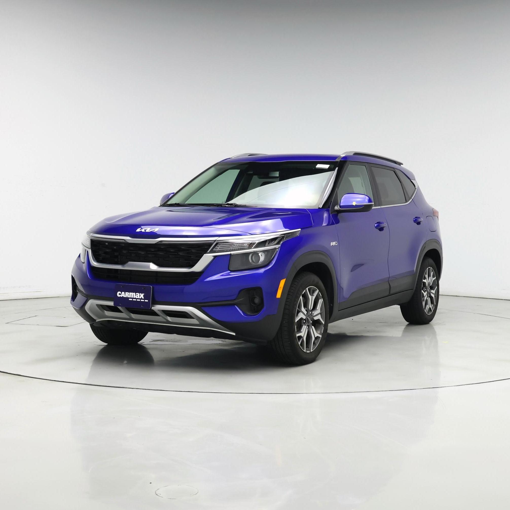 Thumbnail: 2022 Kia Seltos - 4