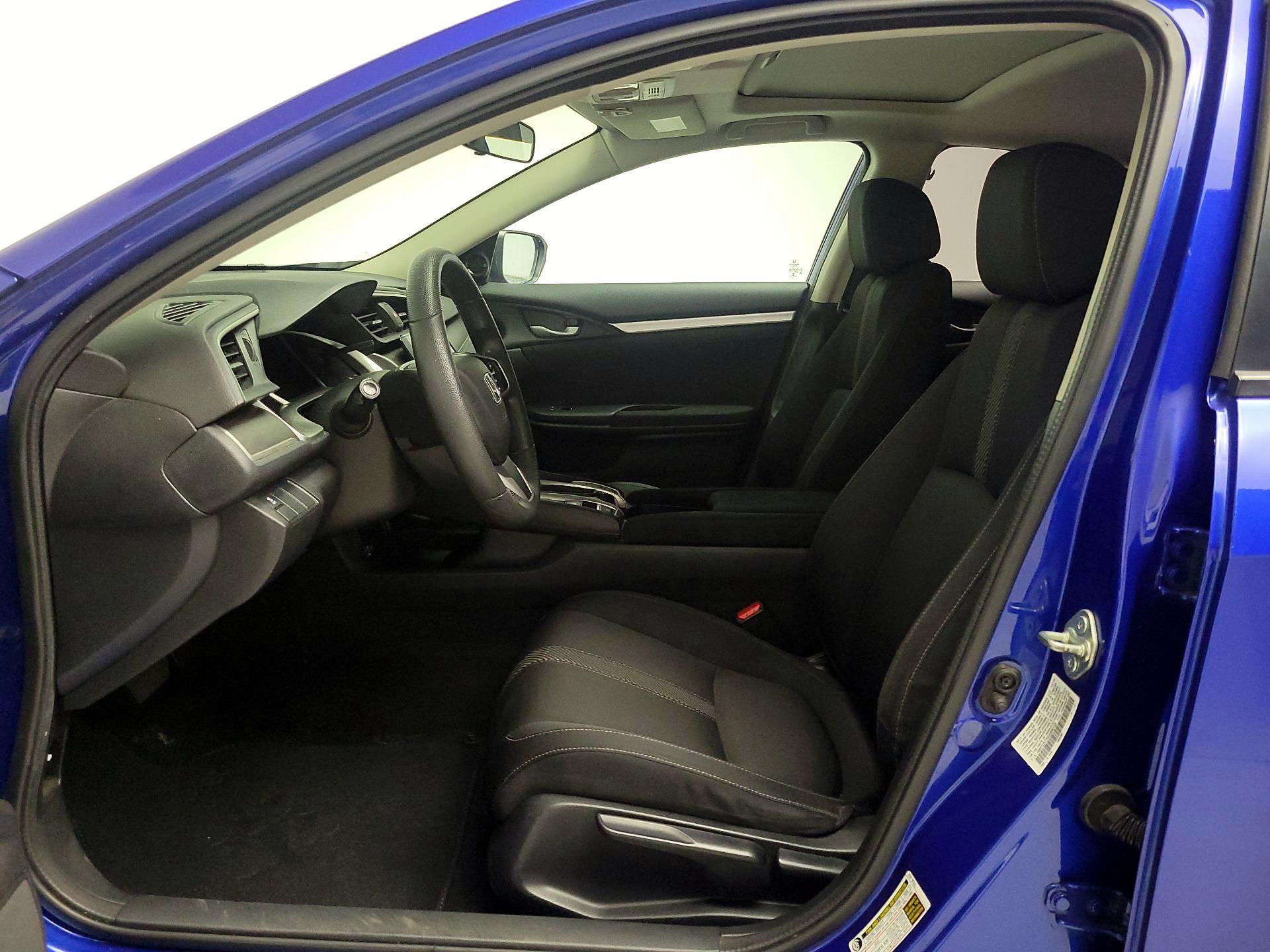 Thumbnail: 2016 Honda Civic - 11