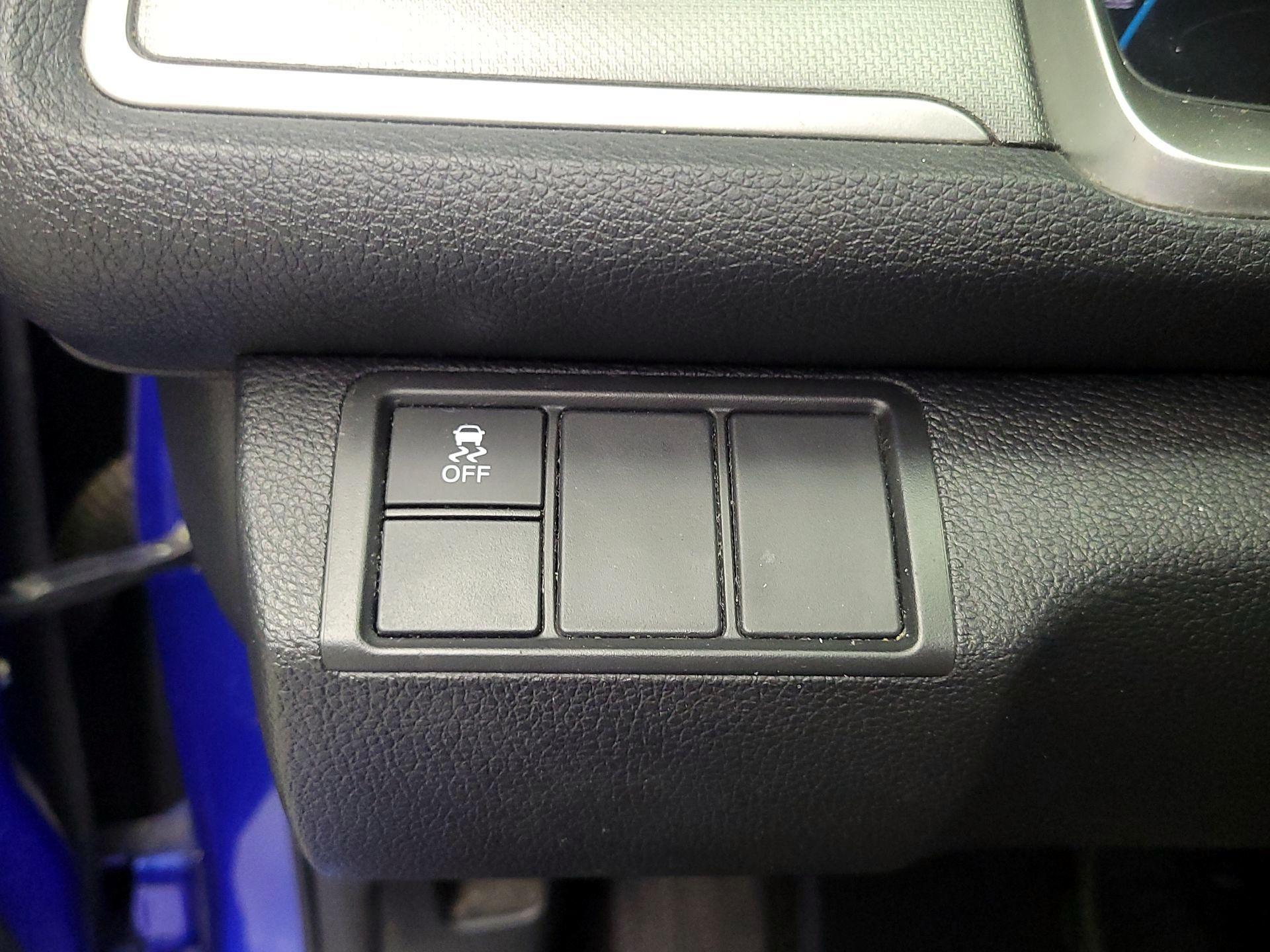 Thumbnail: 2016 Honda Civic - 13