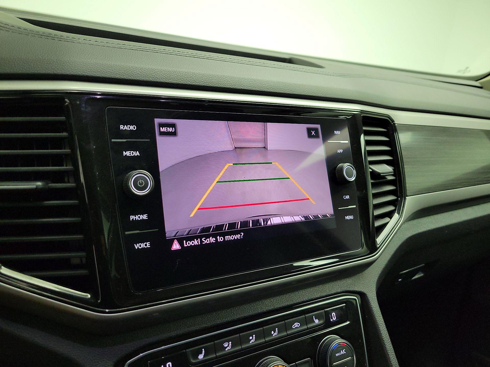 Thumbnail: 2021 Volkswagen Atlas - 13