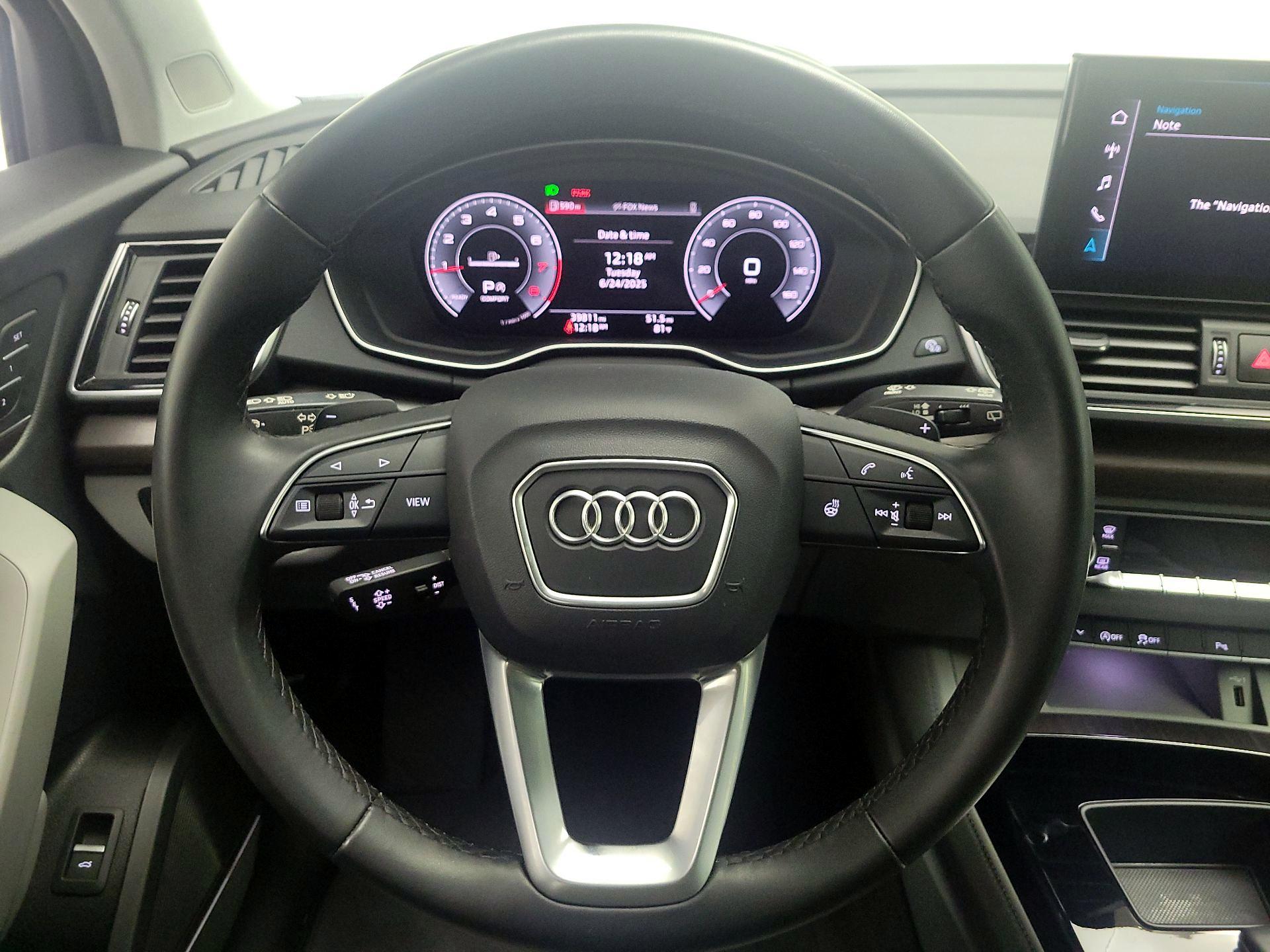 Thumbnail: 2022 Audi Q5 - 10