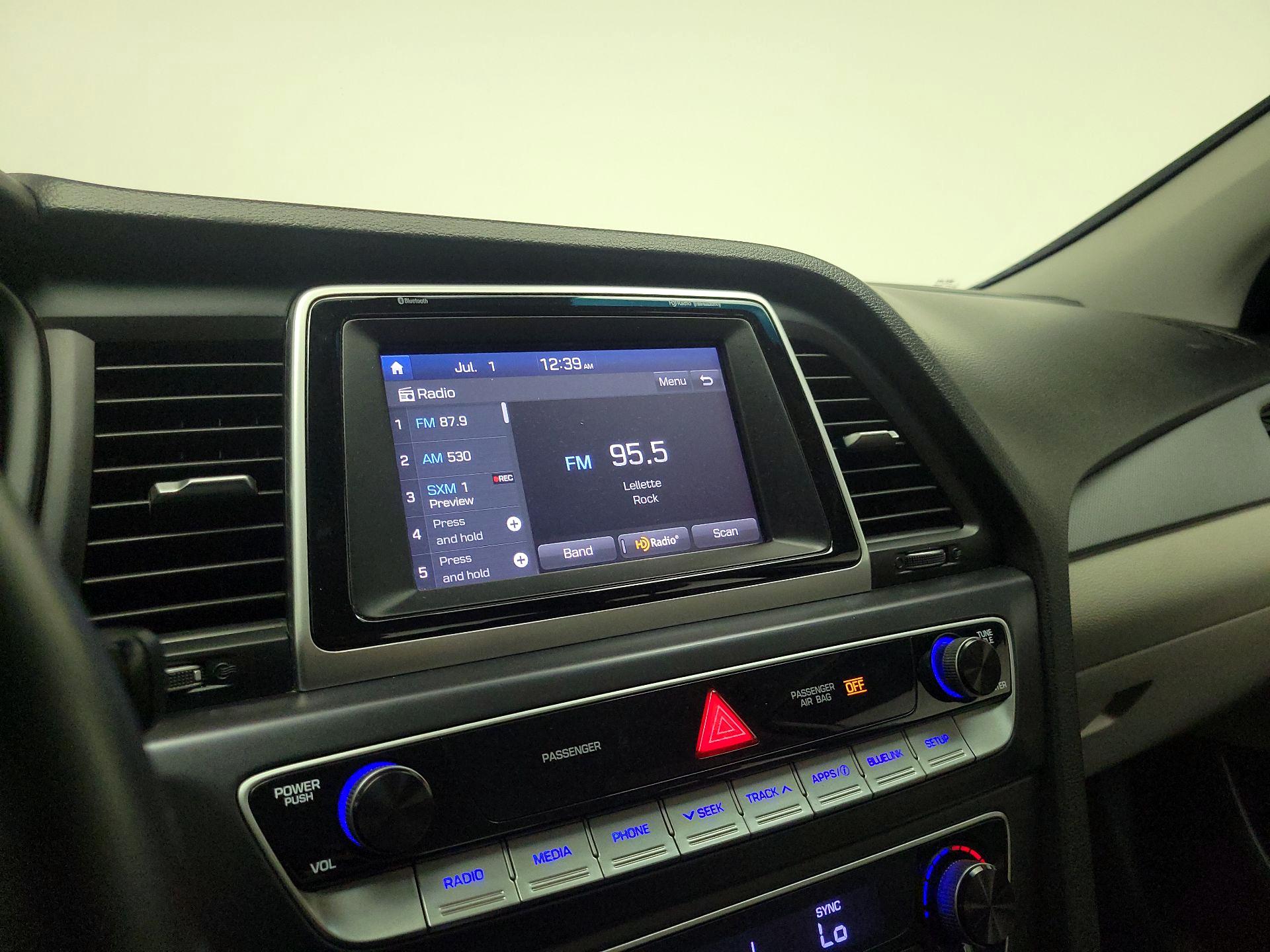 Thumbnail: 2019 Hyundai Sonata - 15