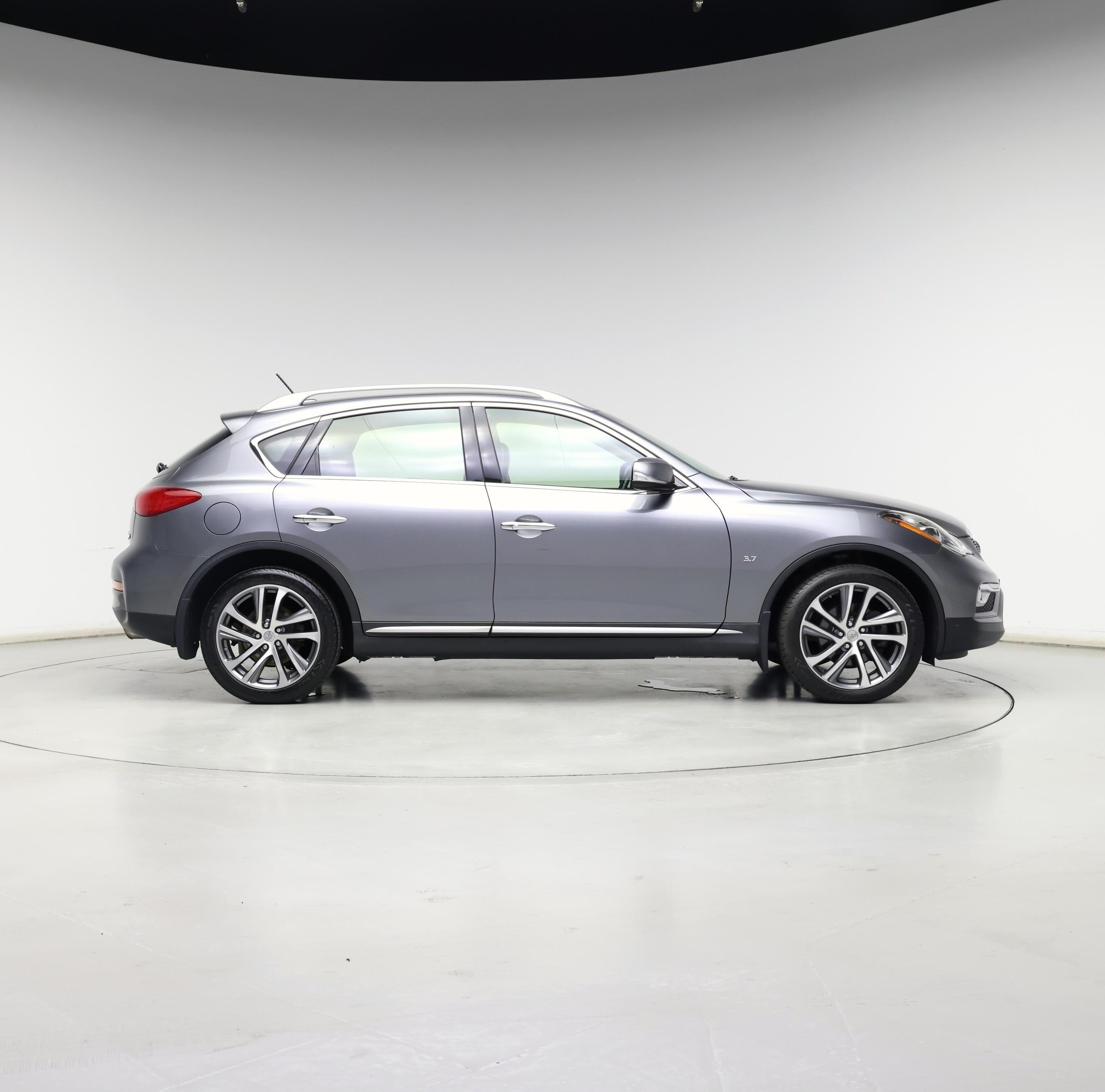 Thumbnail: 2017 INFINITI QX50 - 7