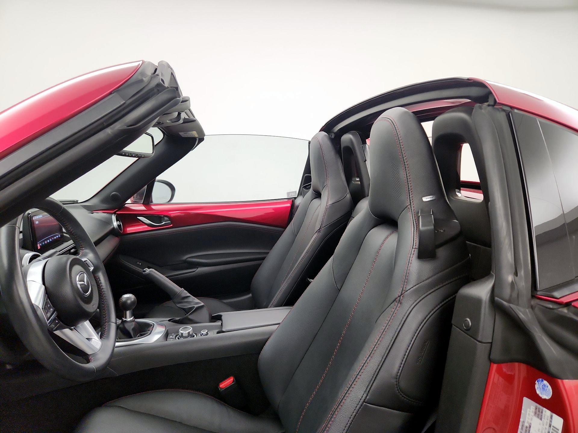 Thumbnail: 2019 Mazda MX-5 Miata - 19