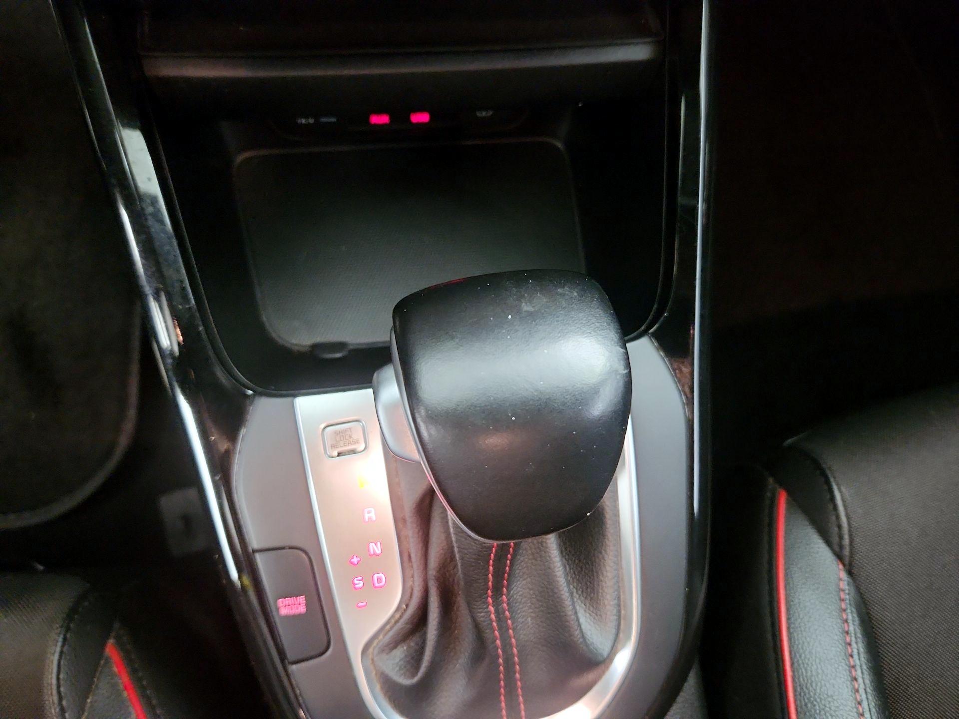 Thumbnail: 2021 Kia Forte - 17