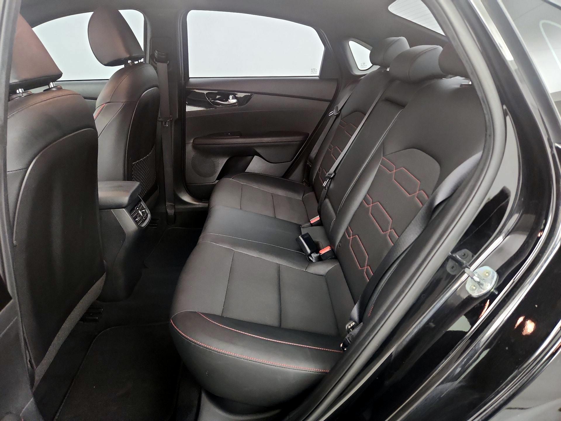 Thumbnail: 2021 Kia Forte - 19