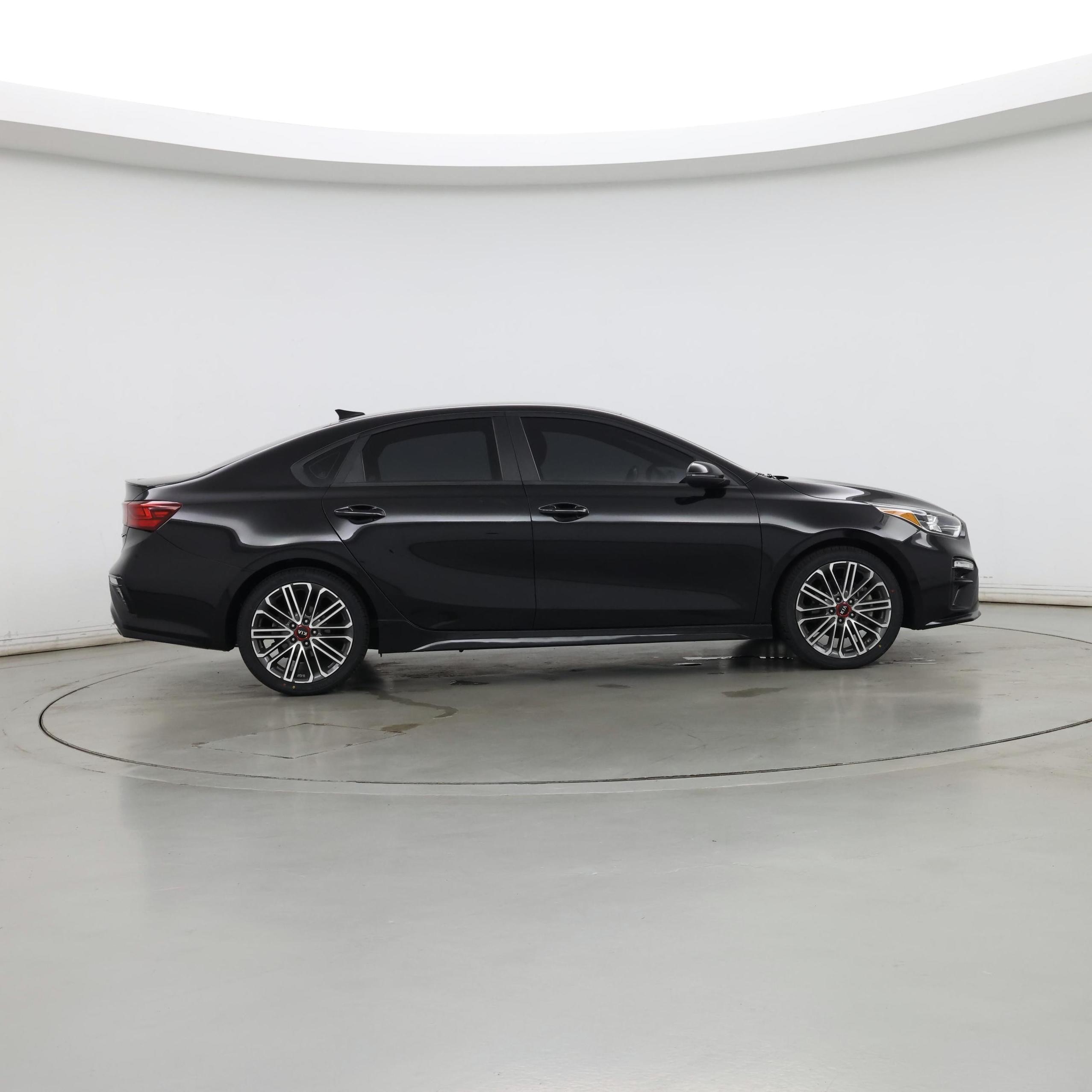 Thumbnail: 2021 Kia Forte - 7