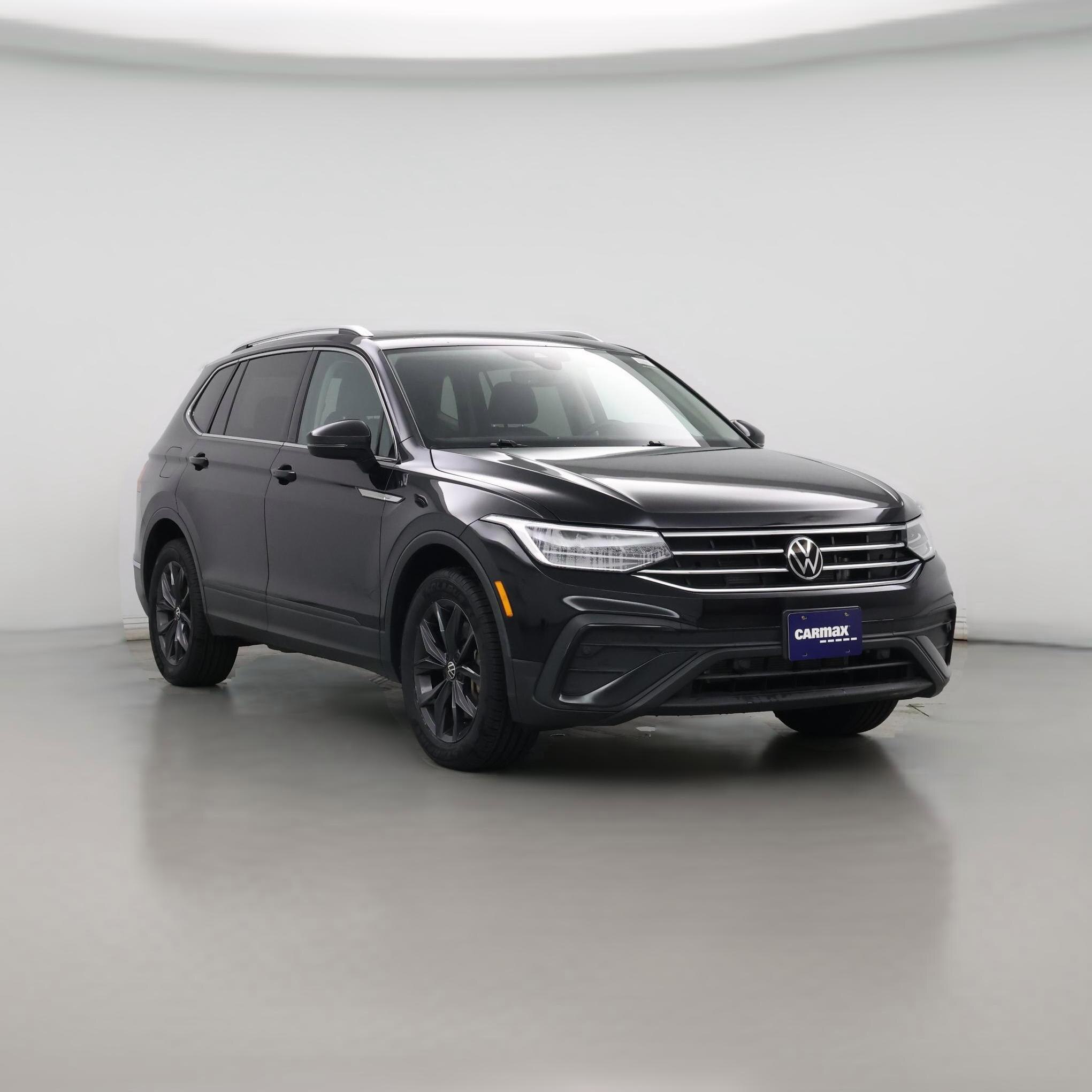 Thumbnail: 2023 Volkswagen Tiguan - 1
