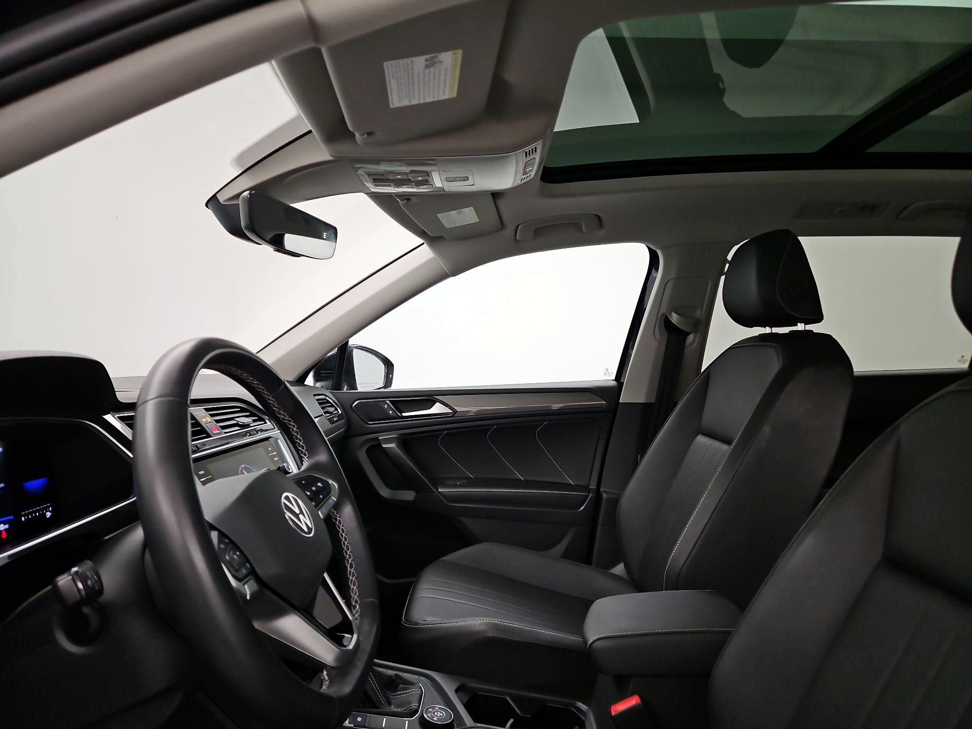 Thumbnail: 2023 Volkswagen Tiguan - 19
