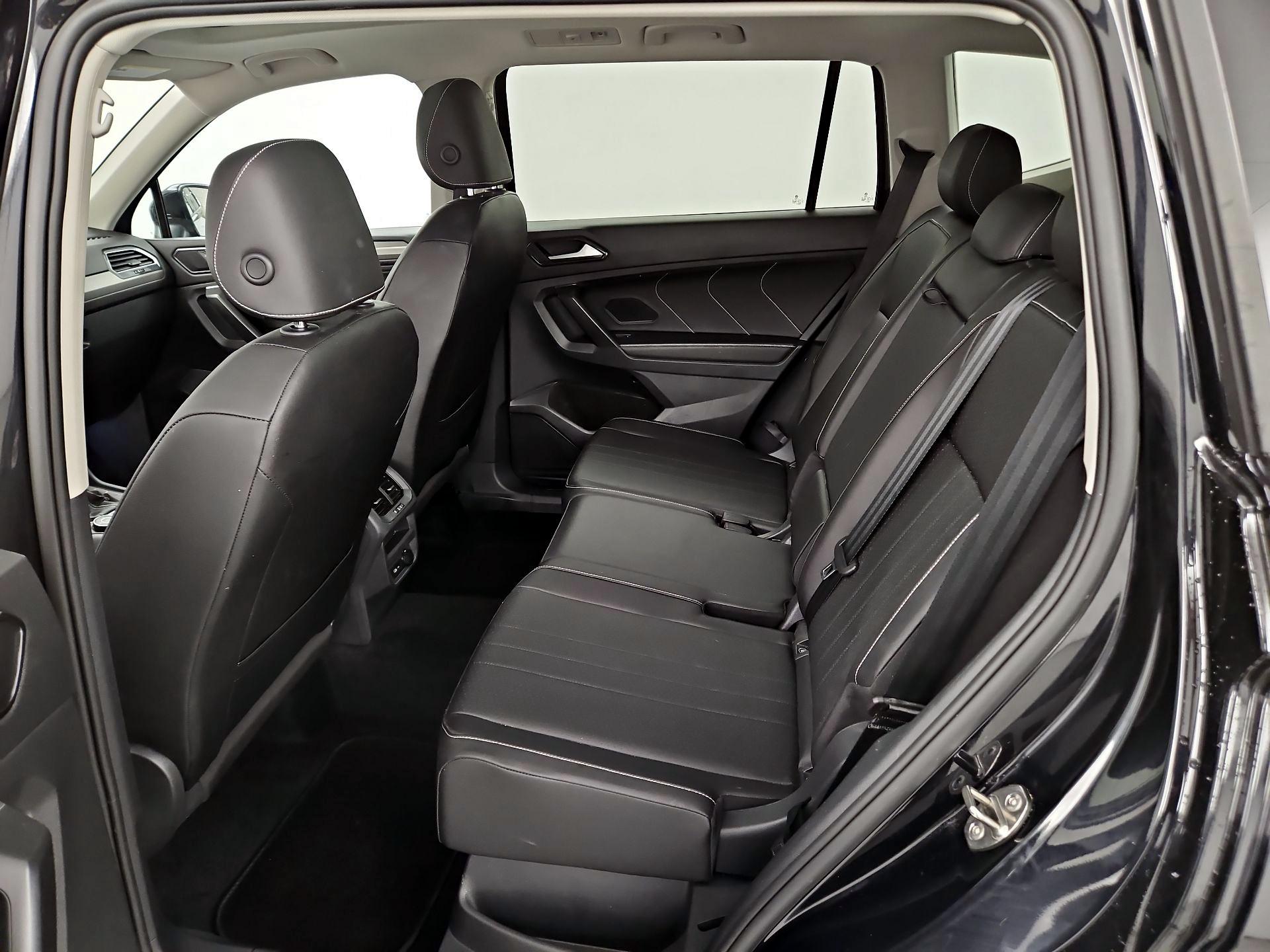 Thumbnail: 2023 Volkswagen Tiguan - 20